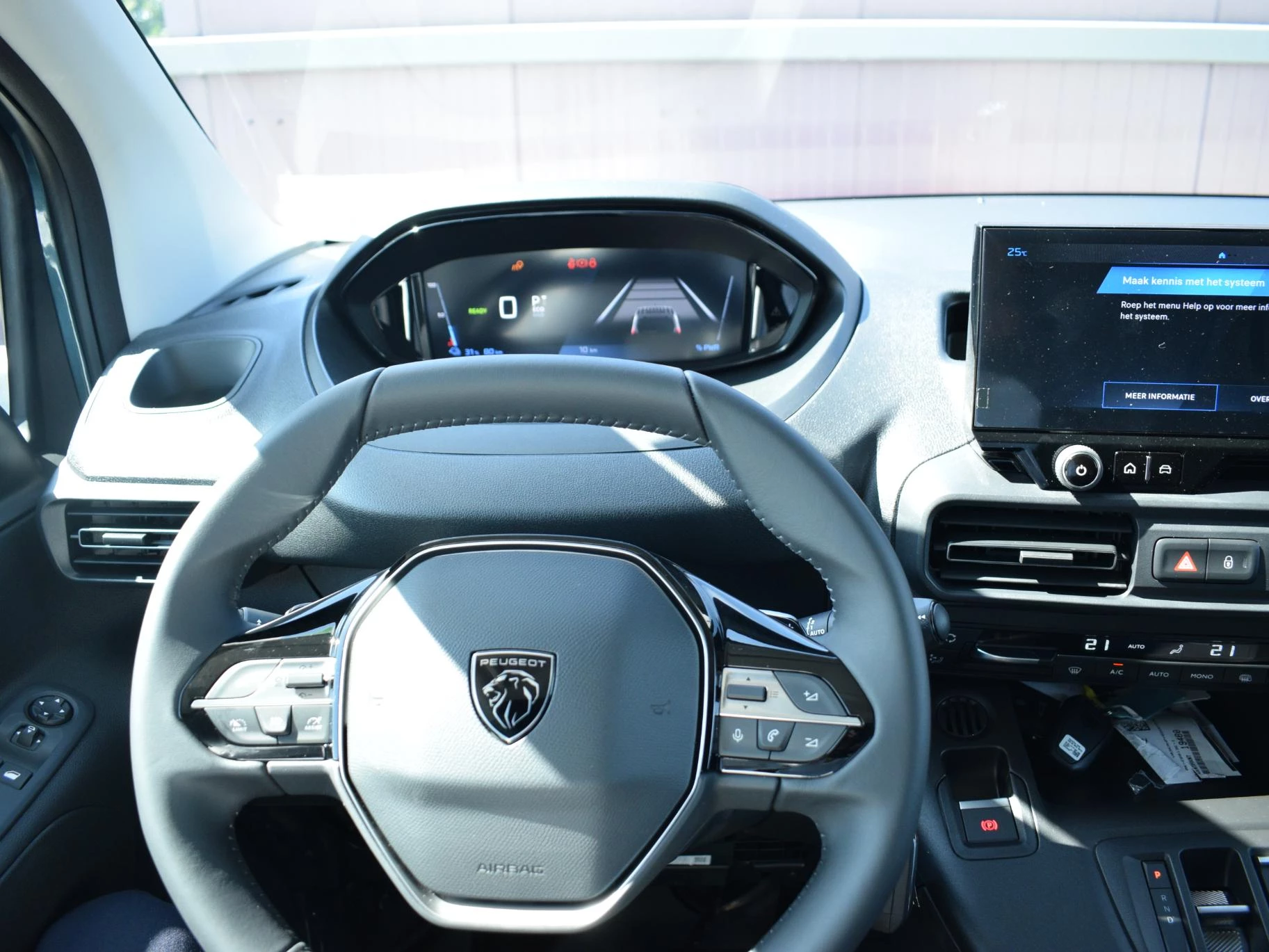 Hoofdafbeelding Peugeot Partner