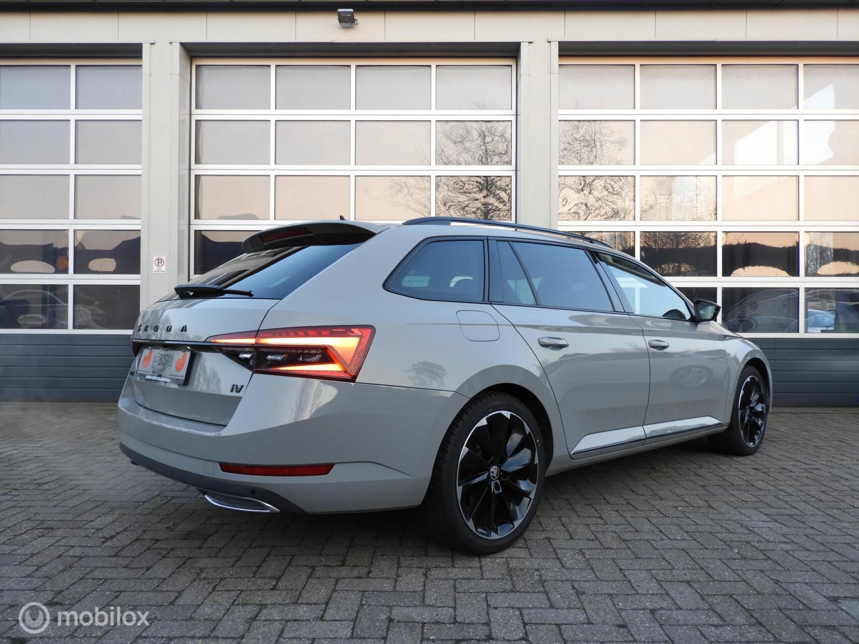 Hoofdafbeelding Škoda Superb