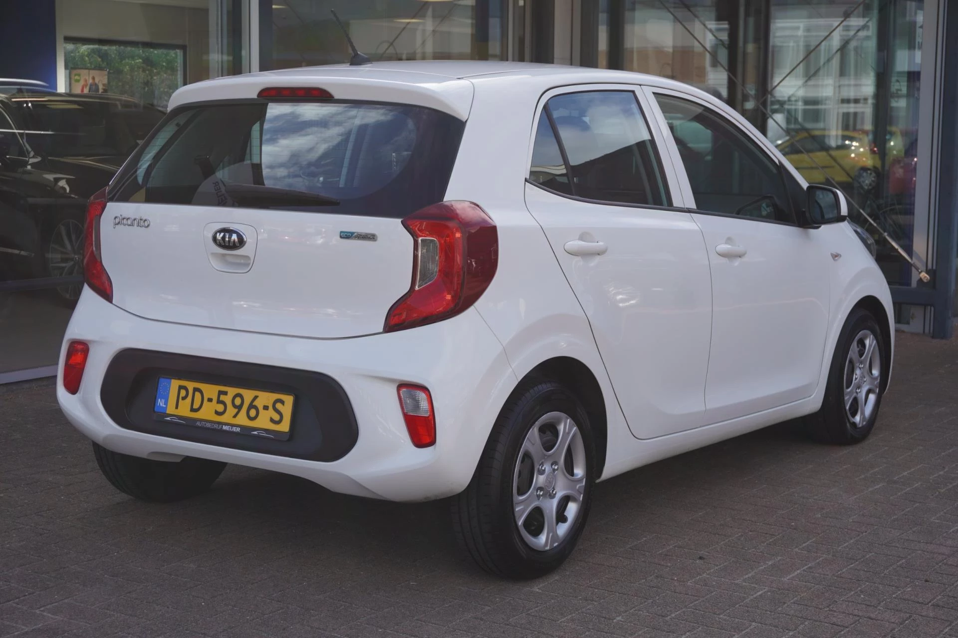 Hoofdafbeelding Kia Picanto