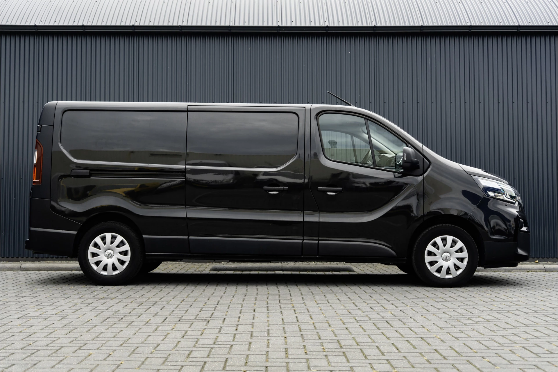Hoofdafbeelding Nissan Primastar