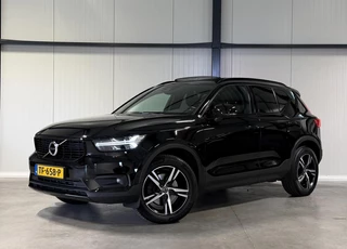 Volvo XC40 2.0 T4 191PK R-Design Pano Trekhaak Camera Leer