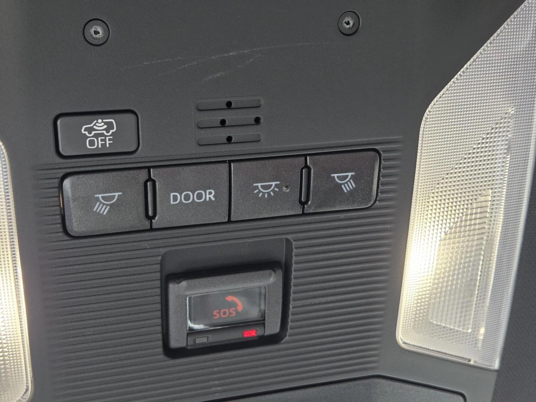 Hoofdafbeelding Suzuki Across