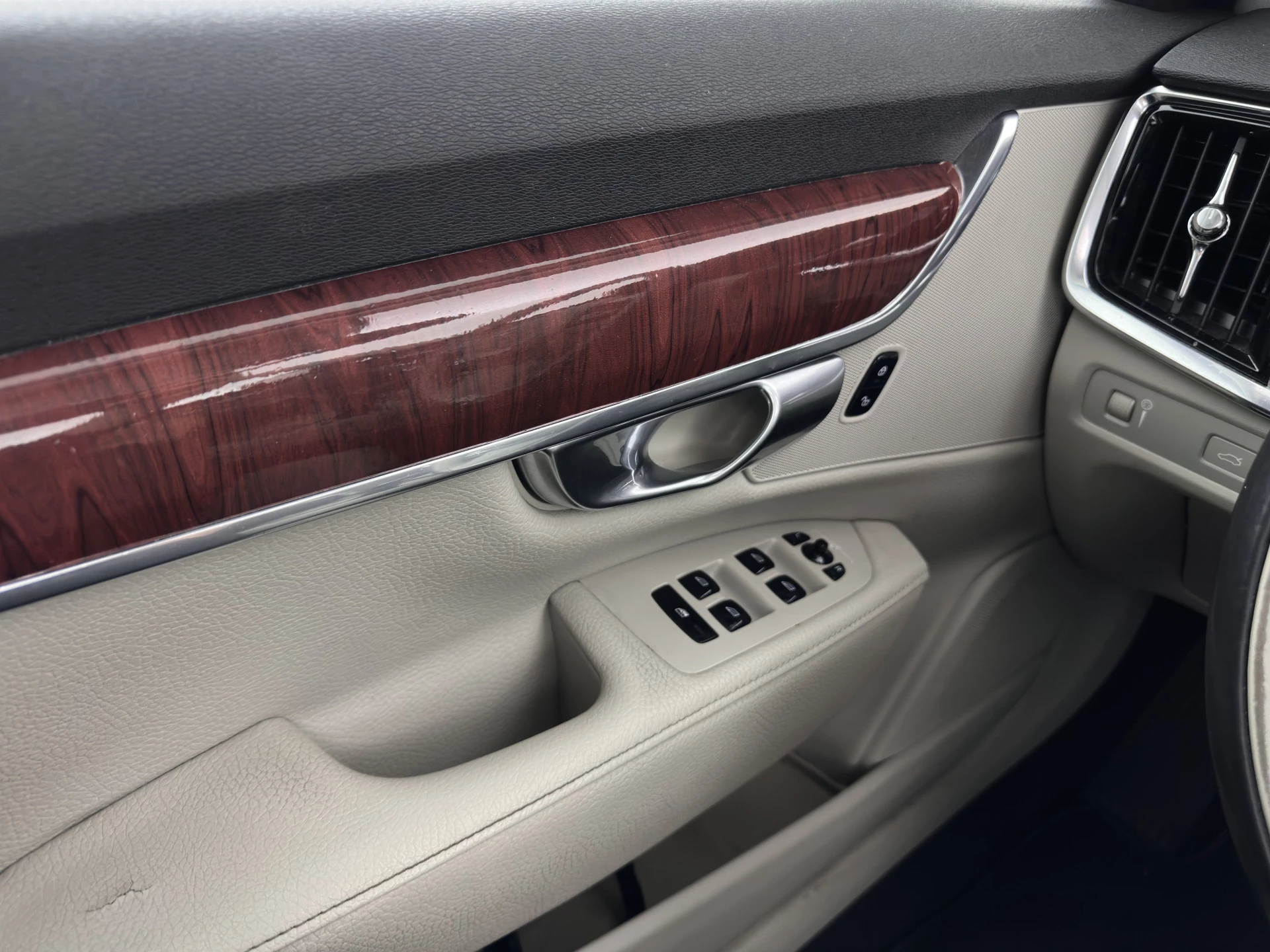 Hoofdafbeelding Volvo S90