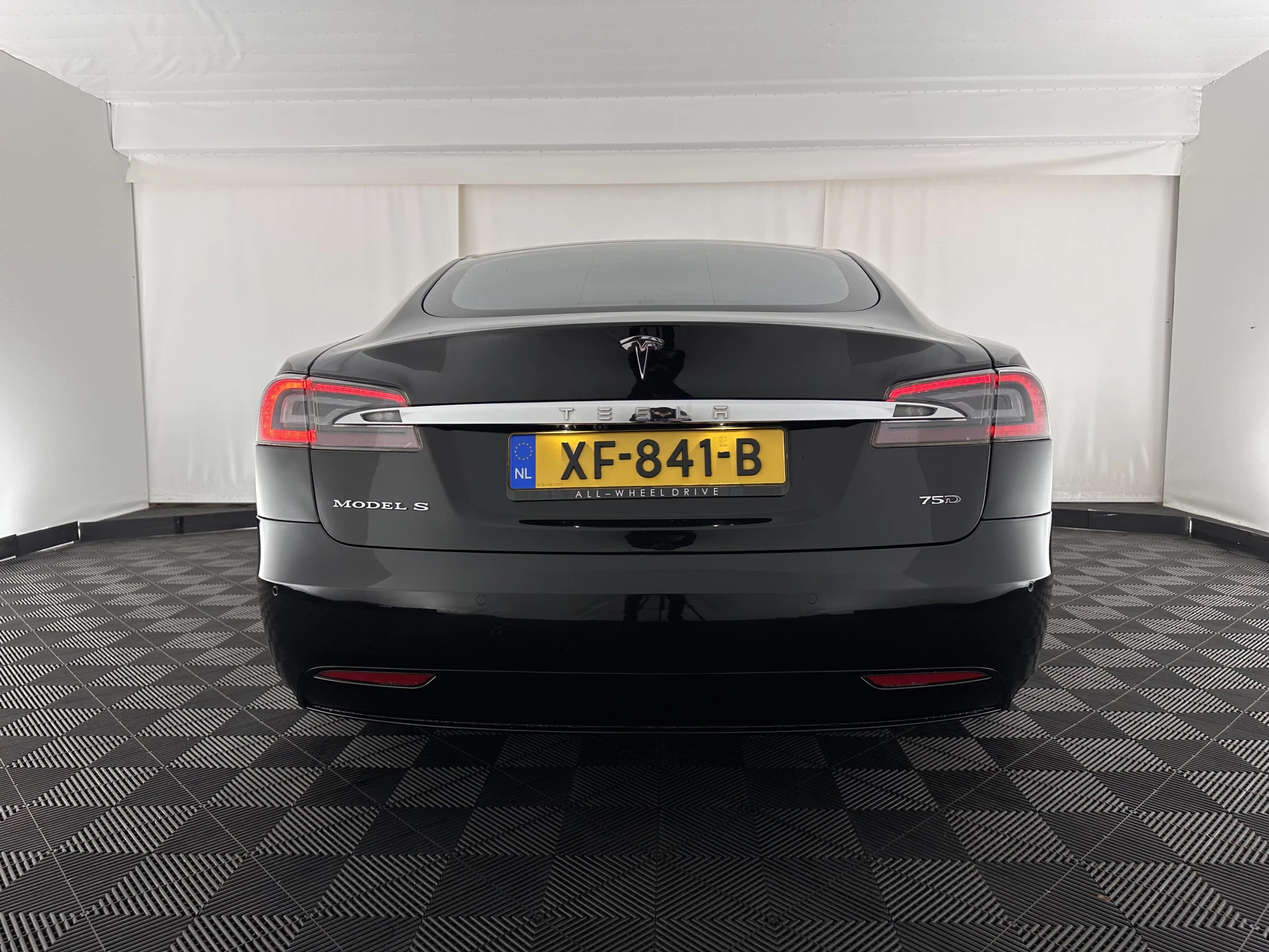 Hoofdafbeelding Tesla Model S