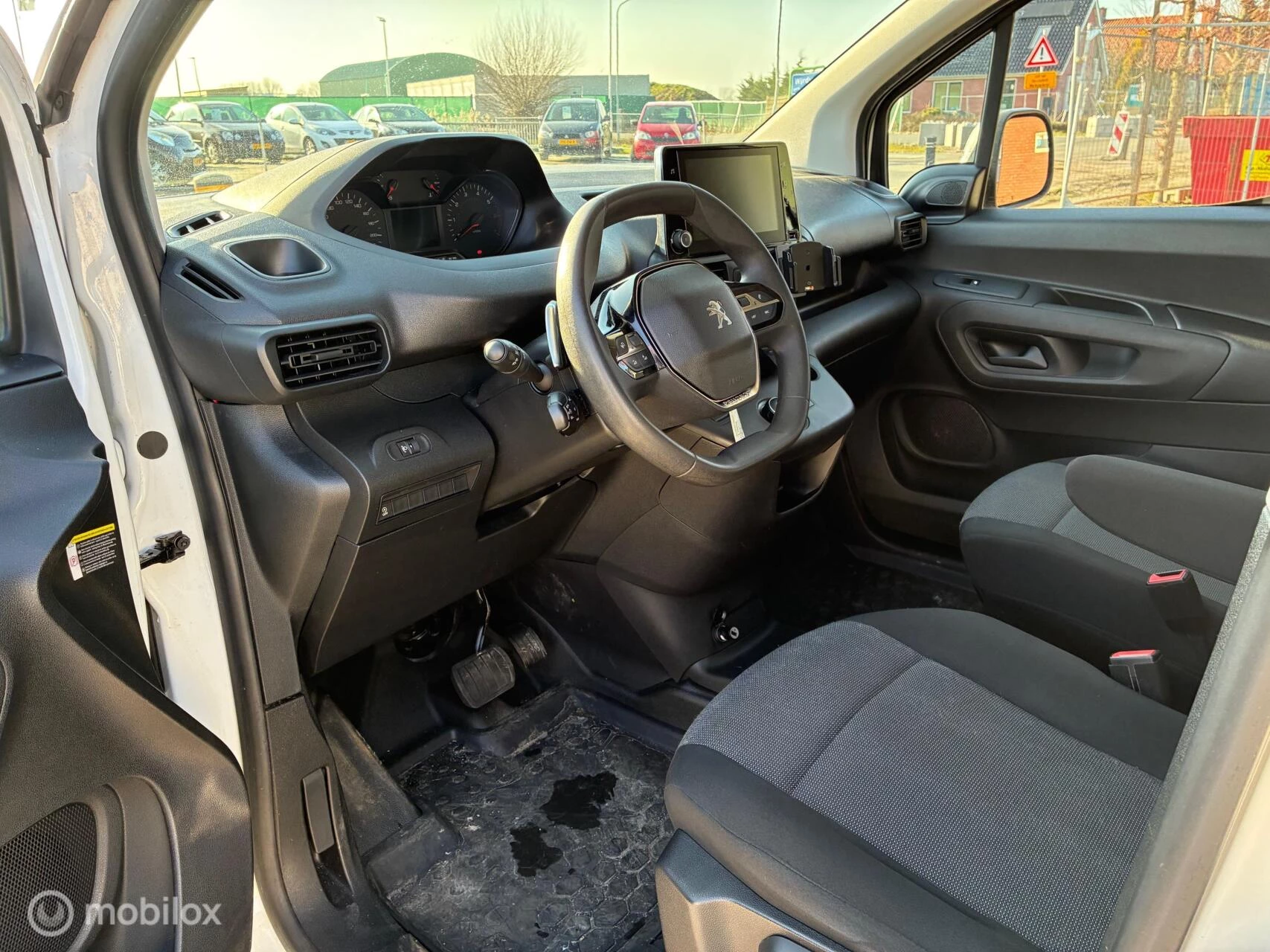 Hoofdafbeelding Peugeot Partner