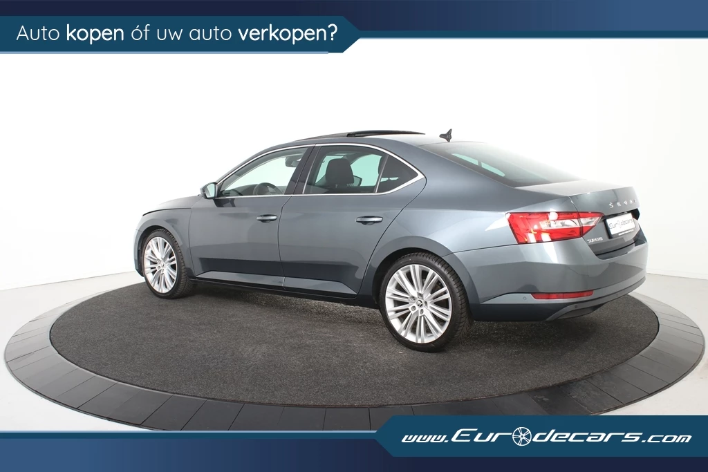 Hoofdafbeelding Škoda Superb