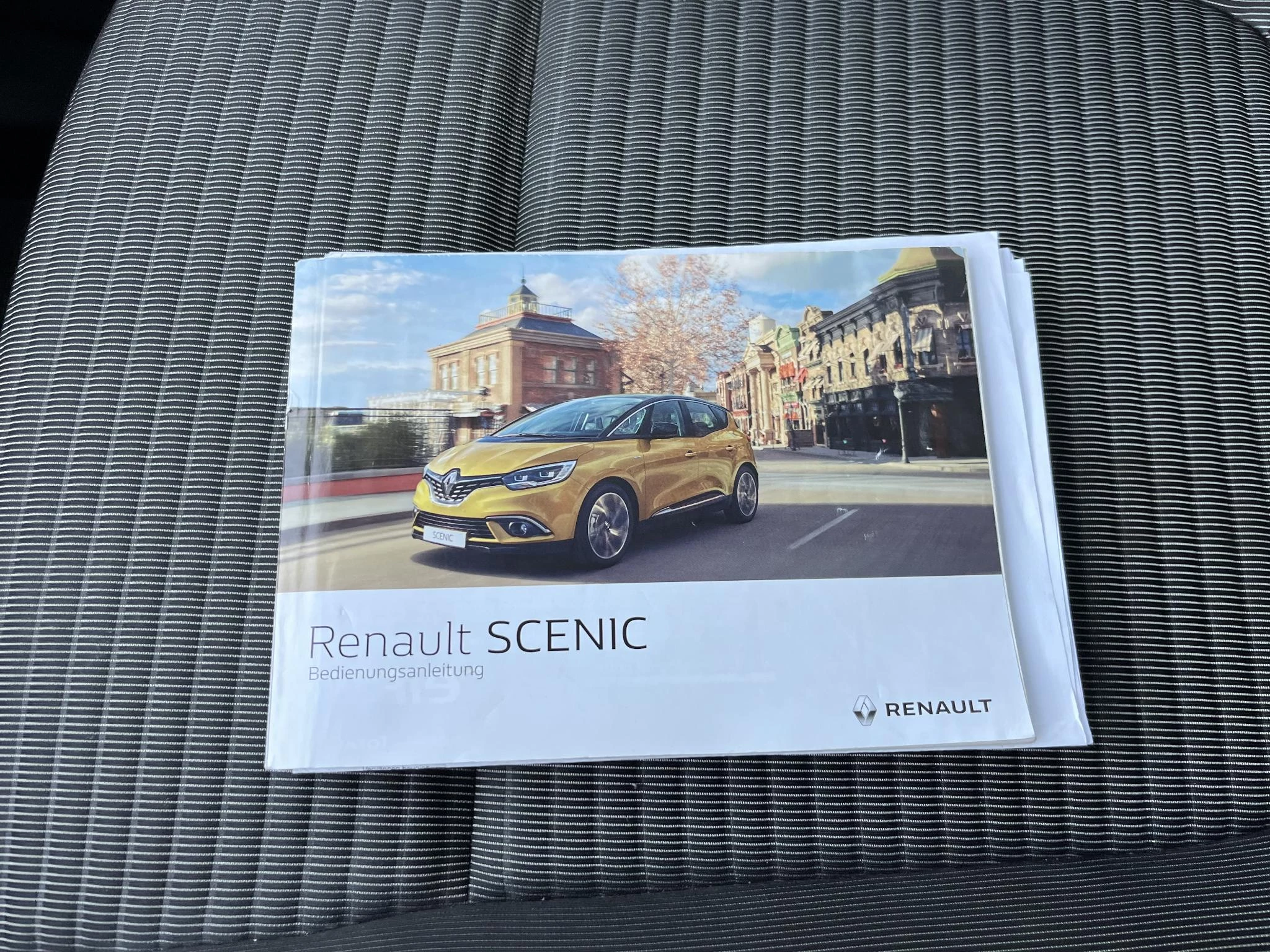 Hoofdafbeelding Renault Scénic