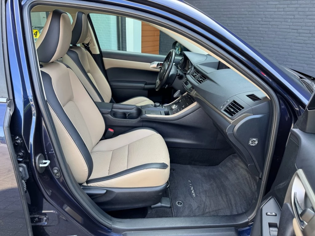 Hoofdafbeelding Lexus CT