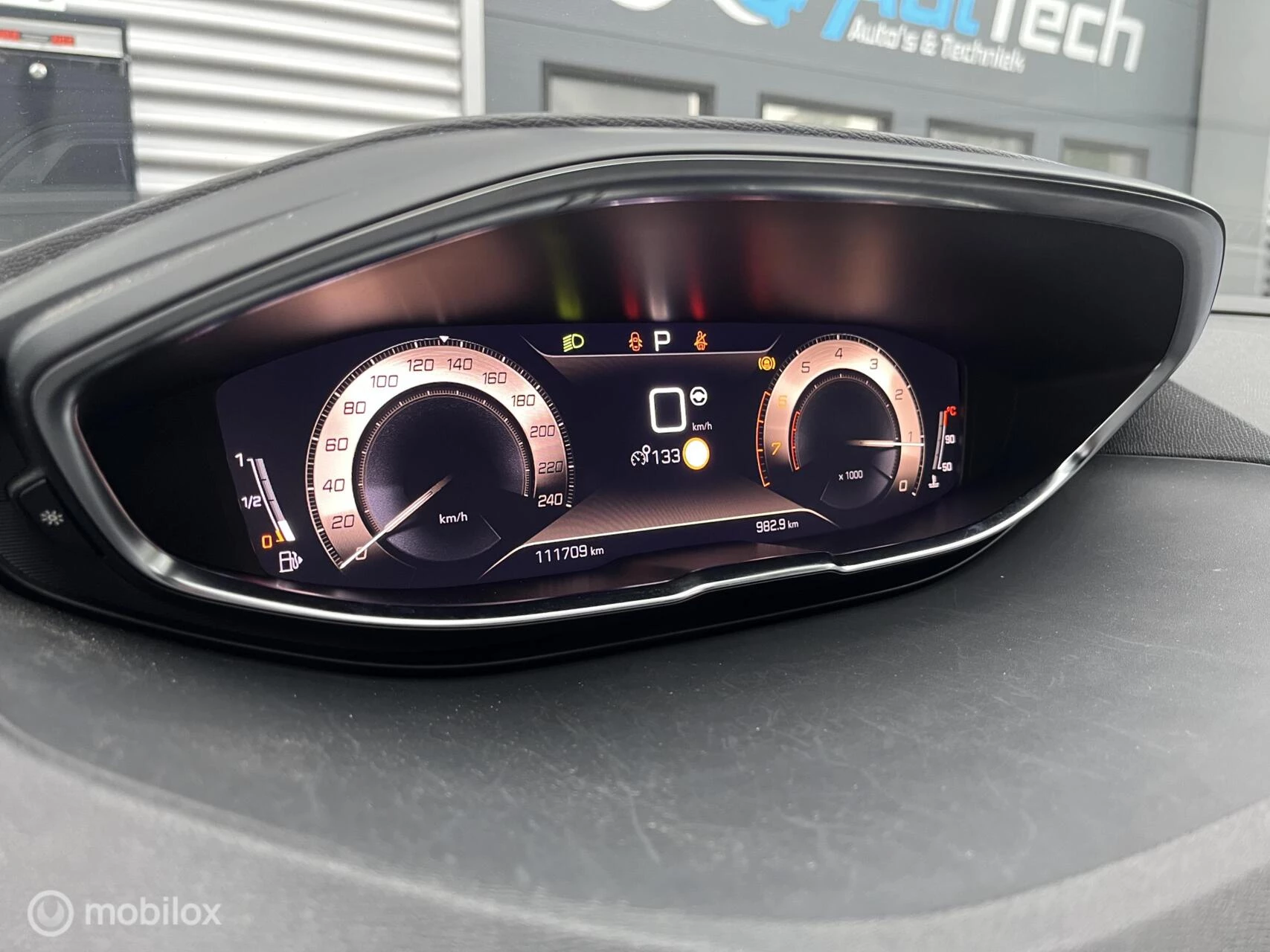 Hoofdafbeelding Peugeot 5008