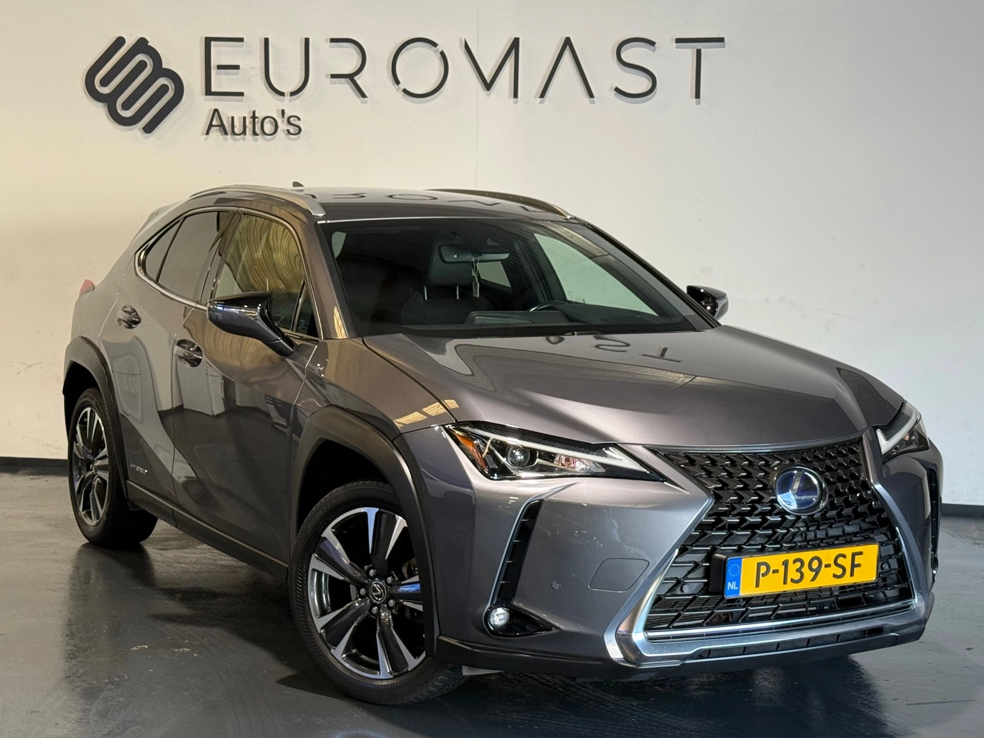 Hoofdafbeelding Lexus UX