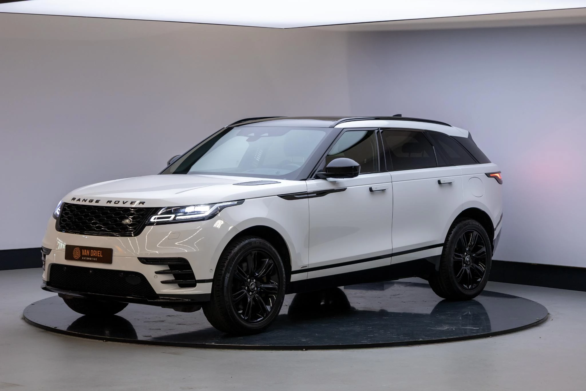 Hoofdafbeelding Land Rover Range Rover Velar