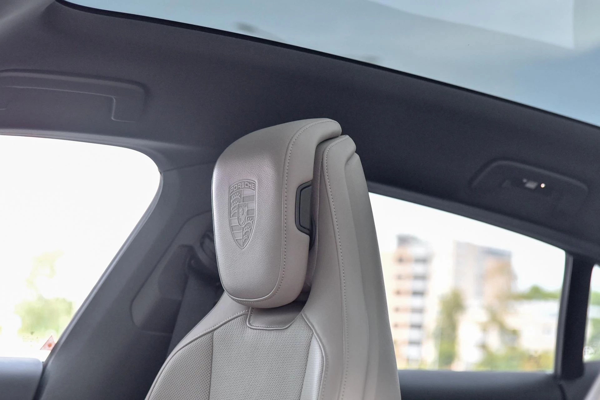 Hoofdafbeelding Porsche Taycan