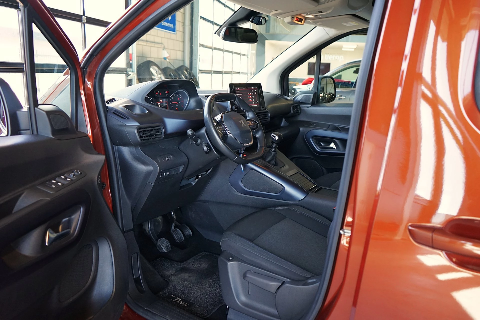 Hoofdafbeelding Peugeot Rifter