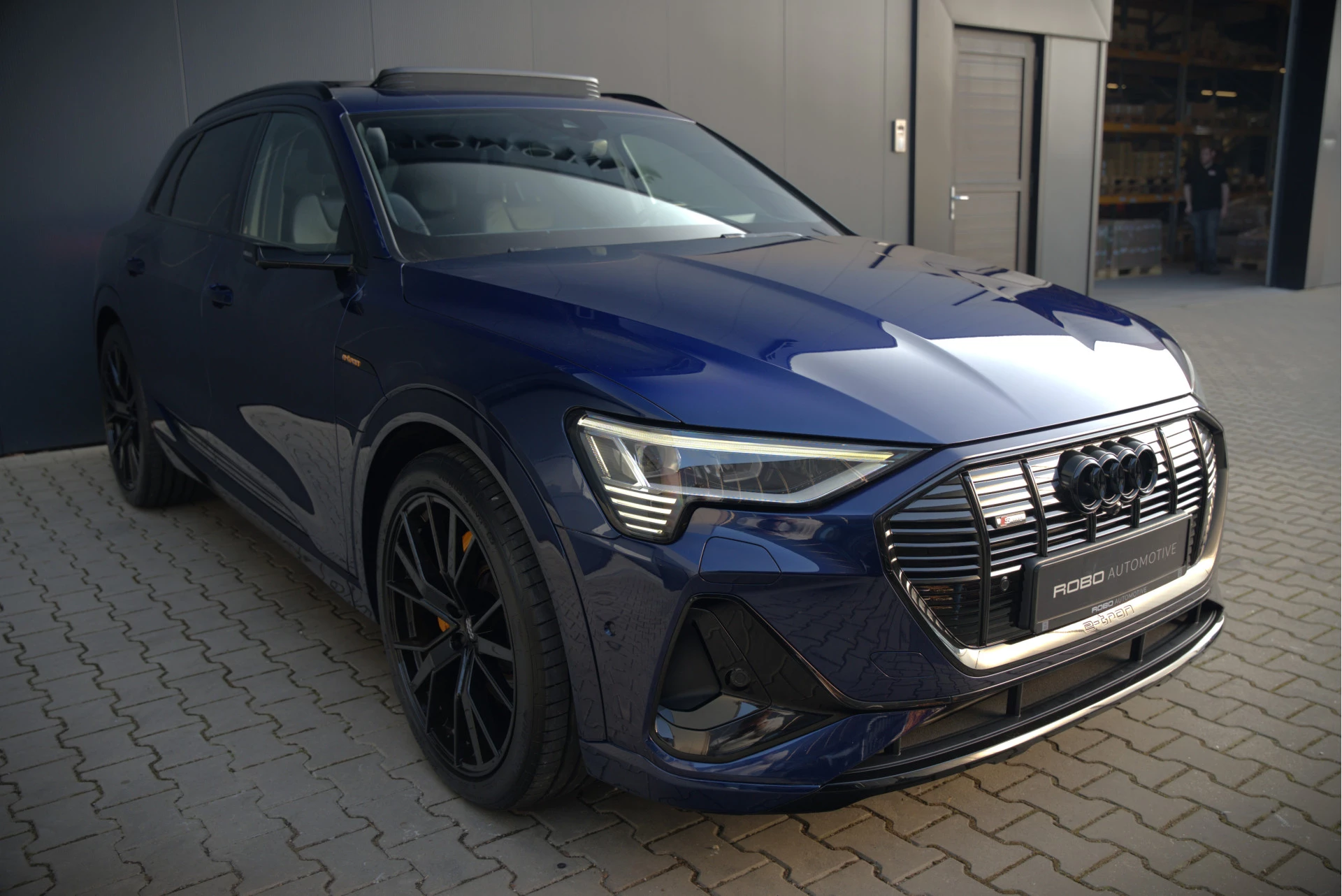 Hoofdafbeelding Audi e-tron