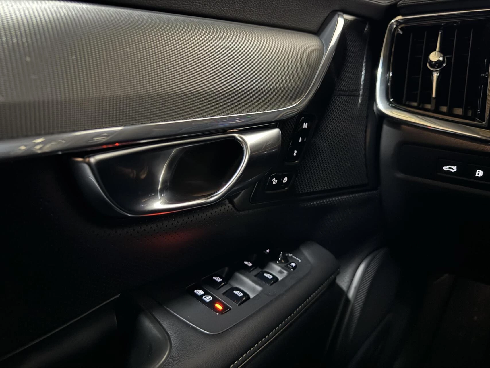 Hoofdafbeelding Volvo V90