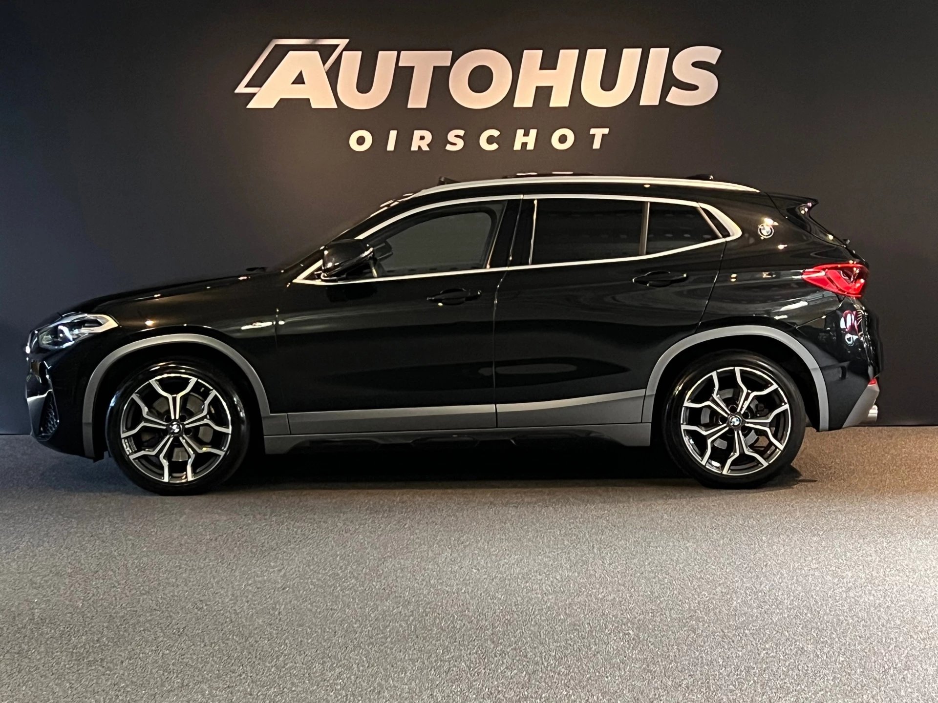 Hoofdafbeelding BMW X2