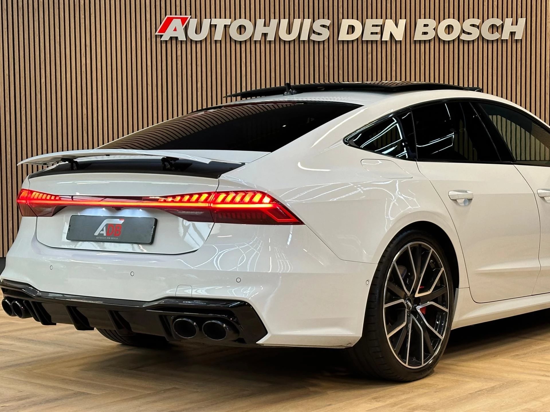 Hoofdafbeelding Audi S7