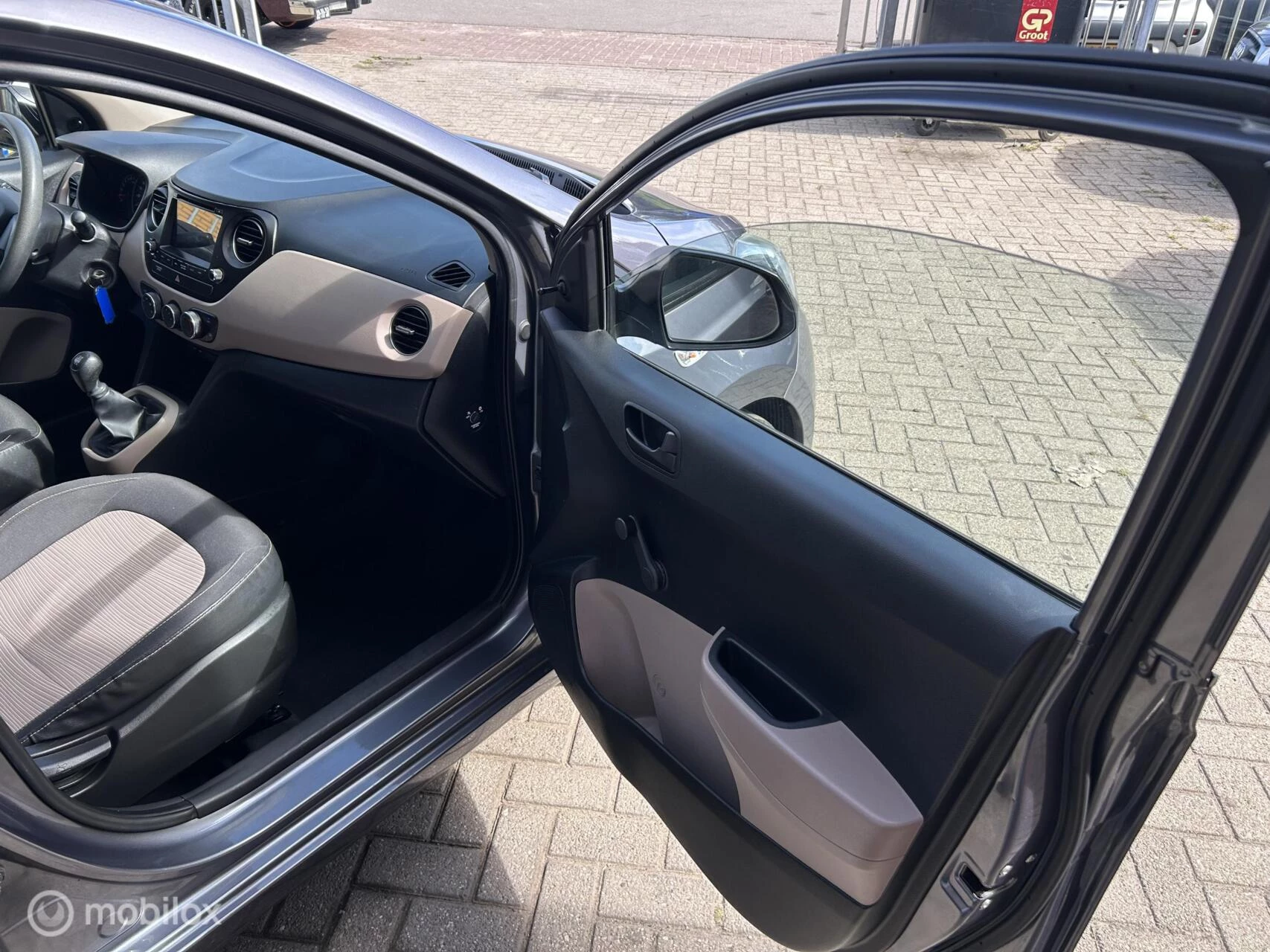 Hoofdafbeelding Hyundai i10