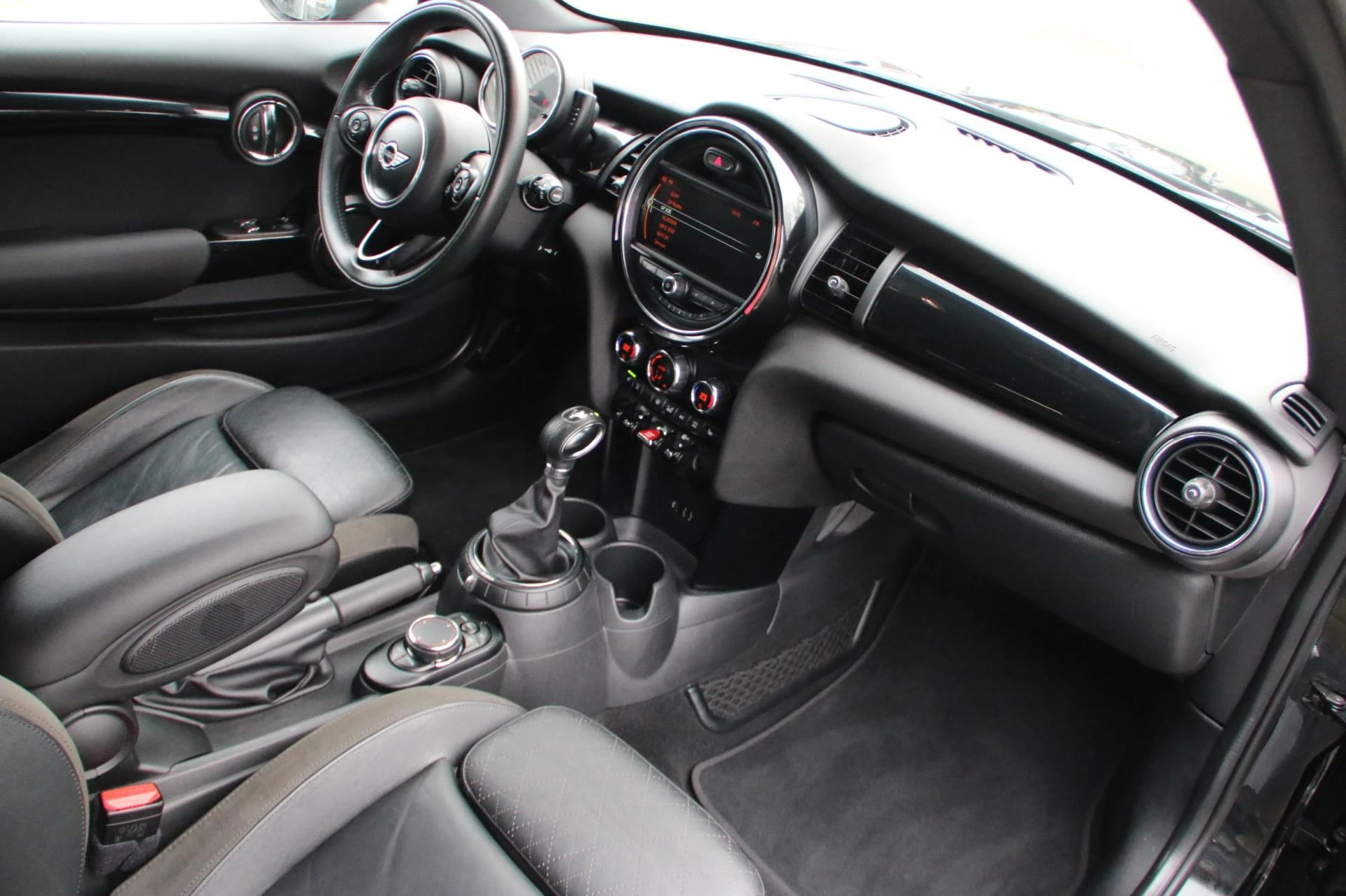 Hoofdafbeelding MINI Cooper