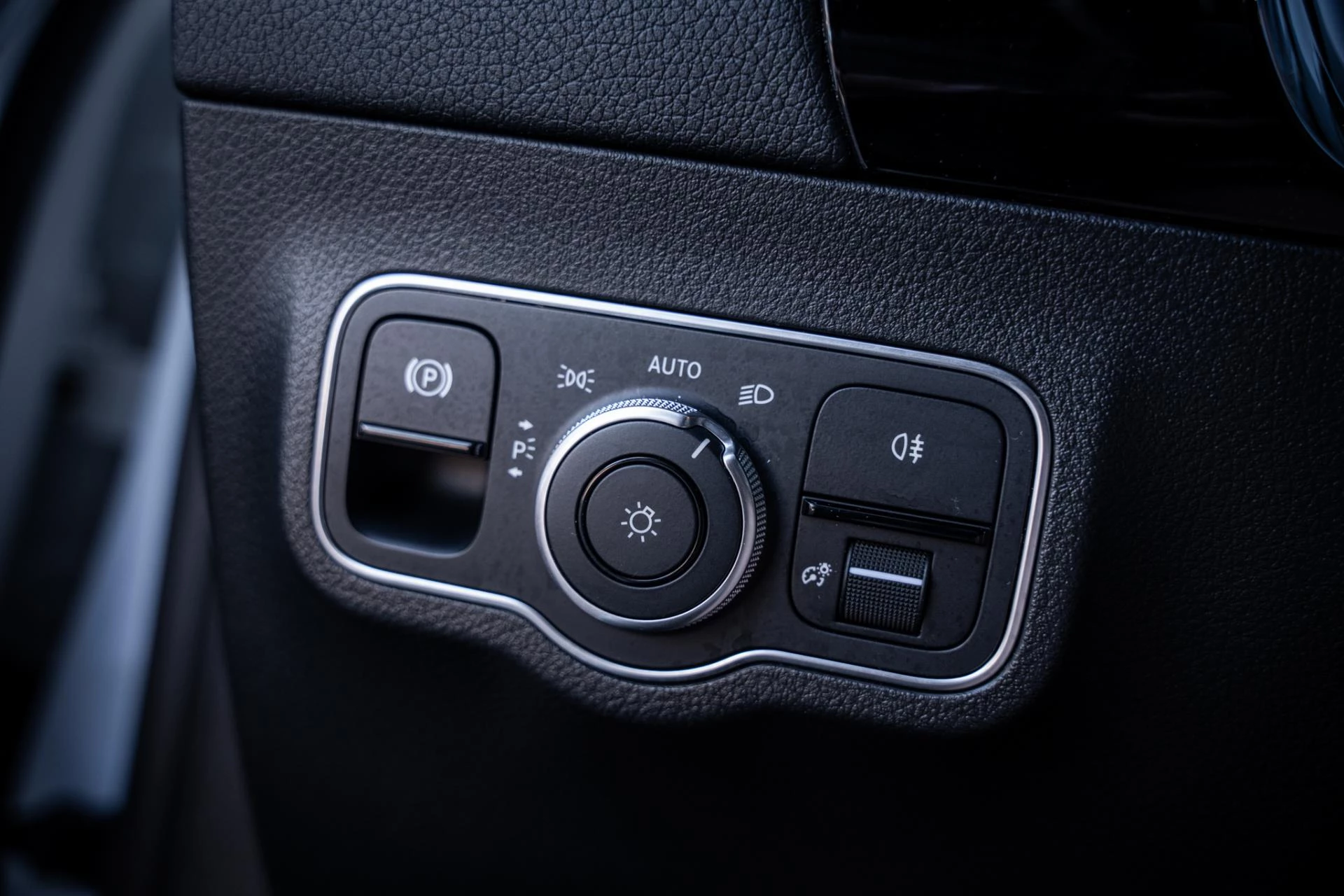 Hoofdafbeelding Mercedes-Benz EQA