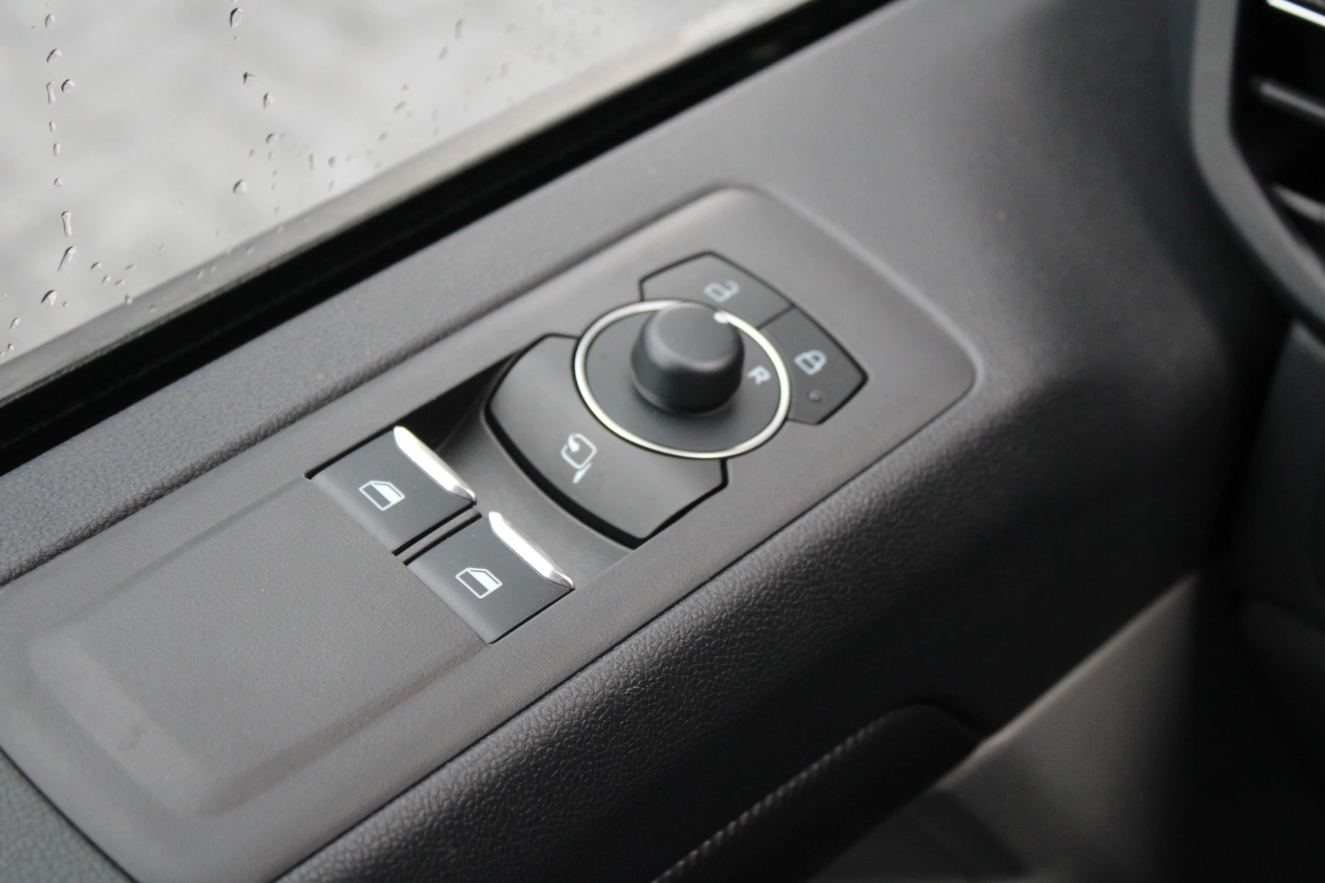 Hoofdafbeelding Ford E-Transit Custom