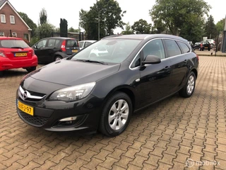 Opel Astra Sports Tourer 1.4 Turbo Sport Led Navi Half Leder..