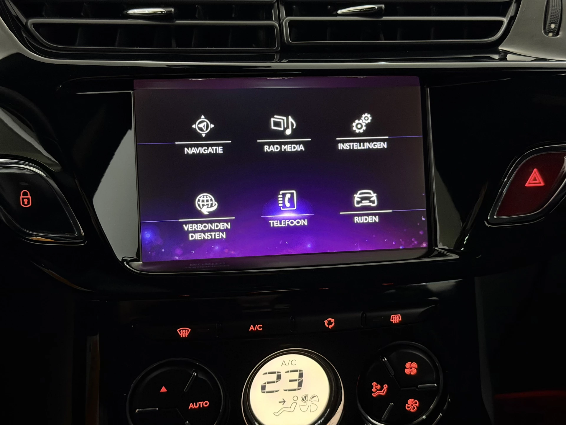 Hoofdafbeelding DS DS 3