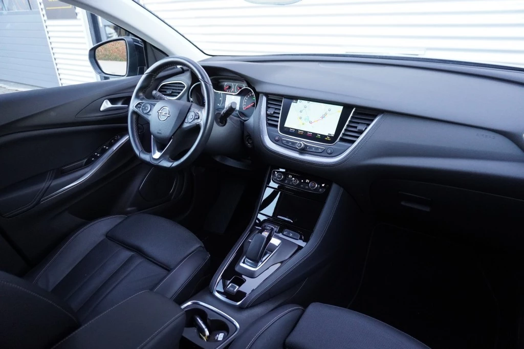 Hoofdafbeelding Opel Grandland X
