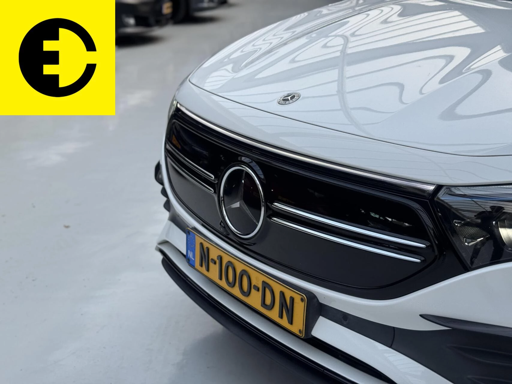 Hoofdafbeelding Mercedes-Benz EQA