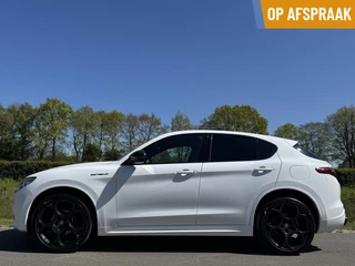 Hoofdafbeelding Alfa Romeo Stelvio Alfa Romeo Stelvio 2.0 T Q4 280pk Estrema, Alle opties!!
