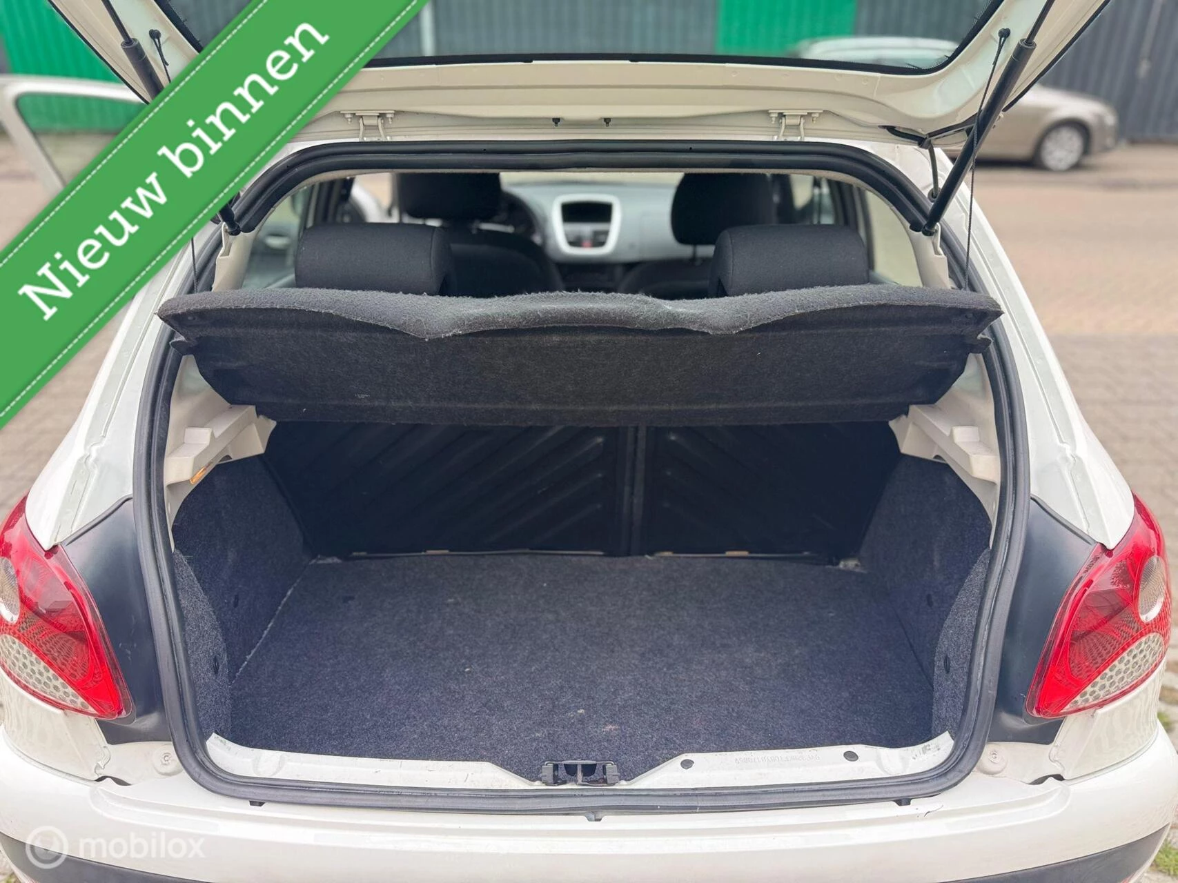Hoofdafbeelding Peugeot 206