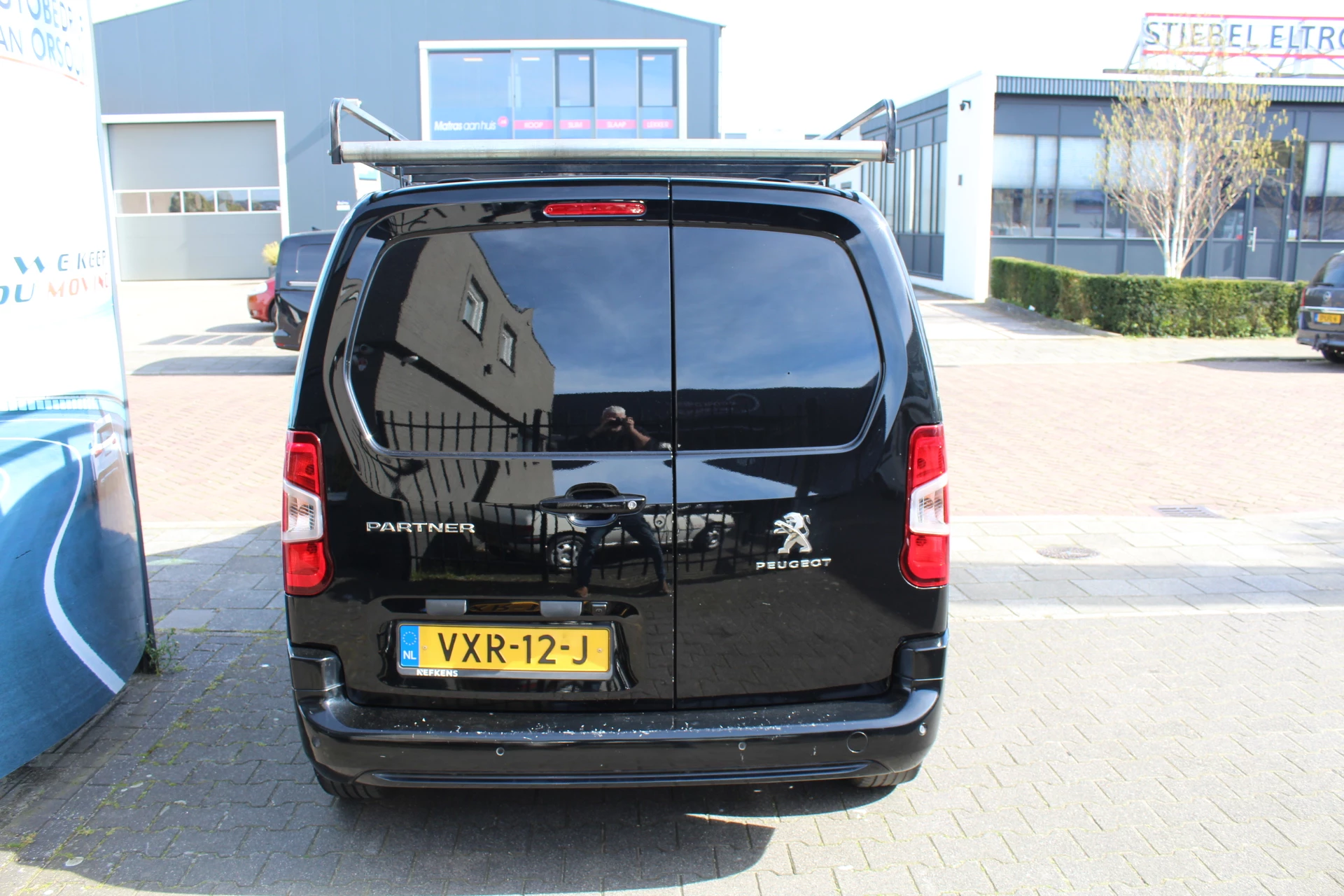 Hoofdafbeelding Peugeot Partner