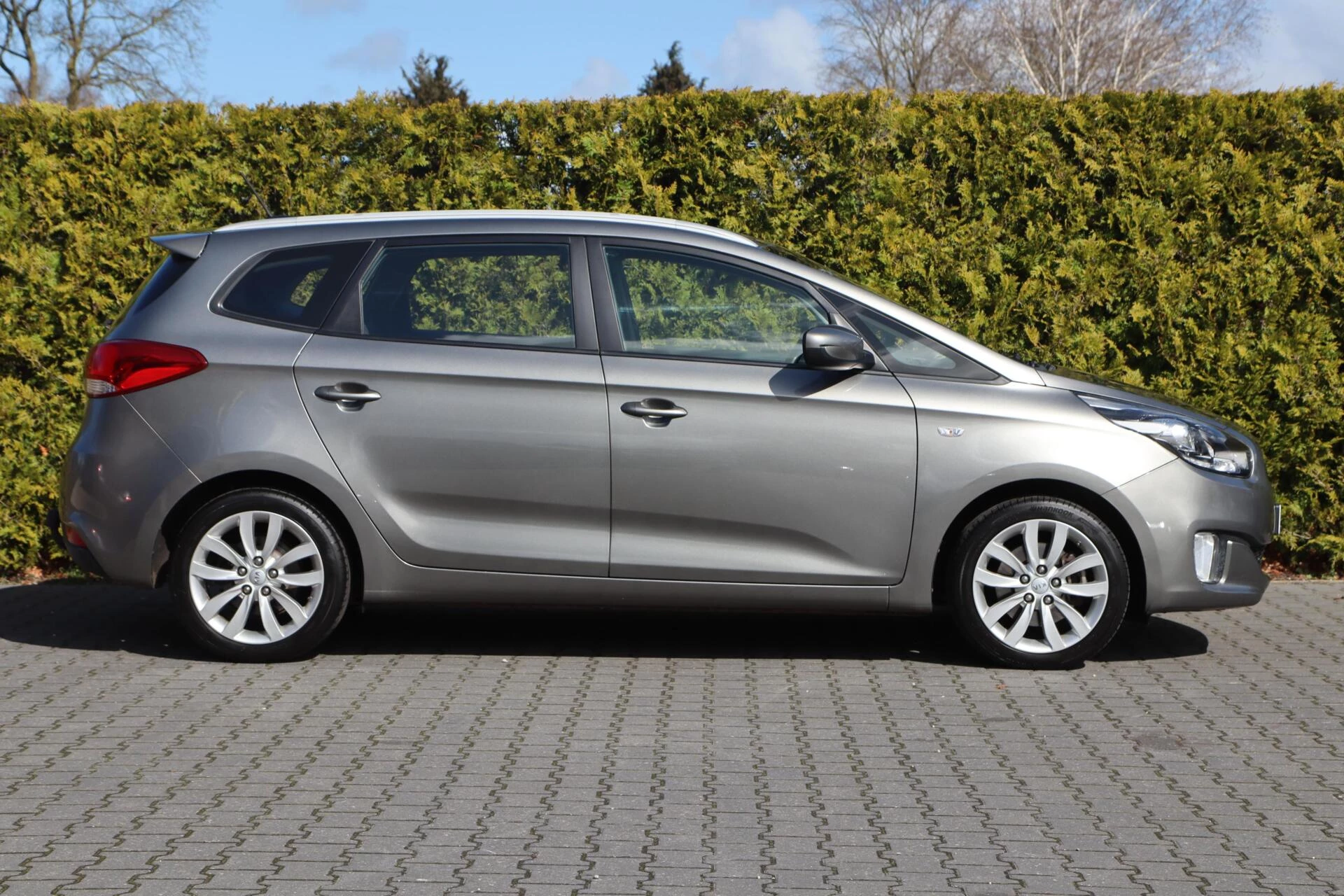 Hoofdafbeelding Kia Carens