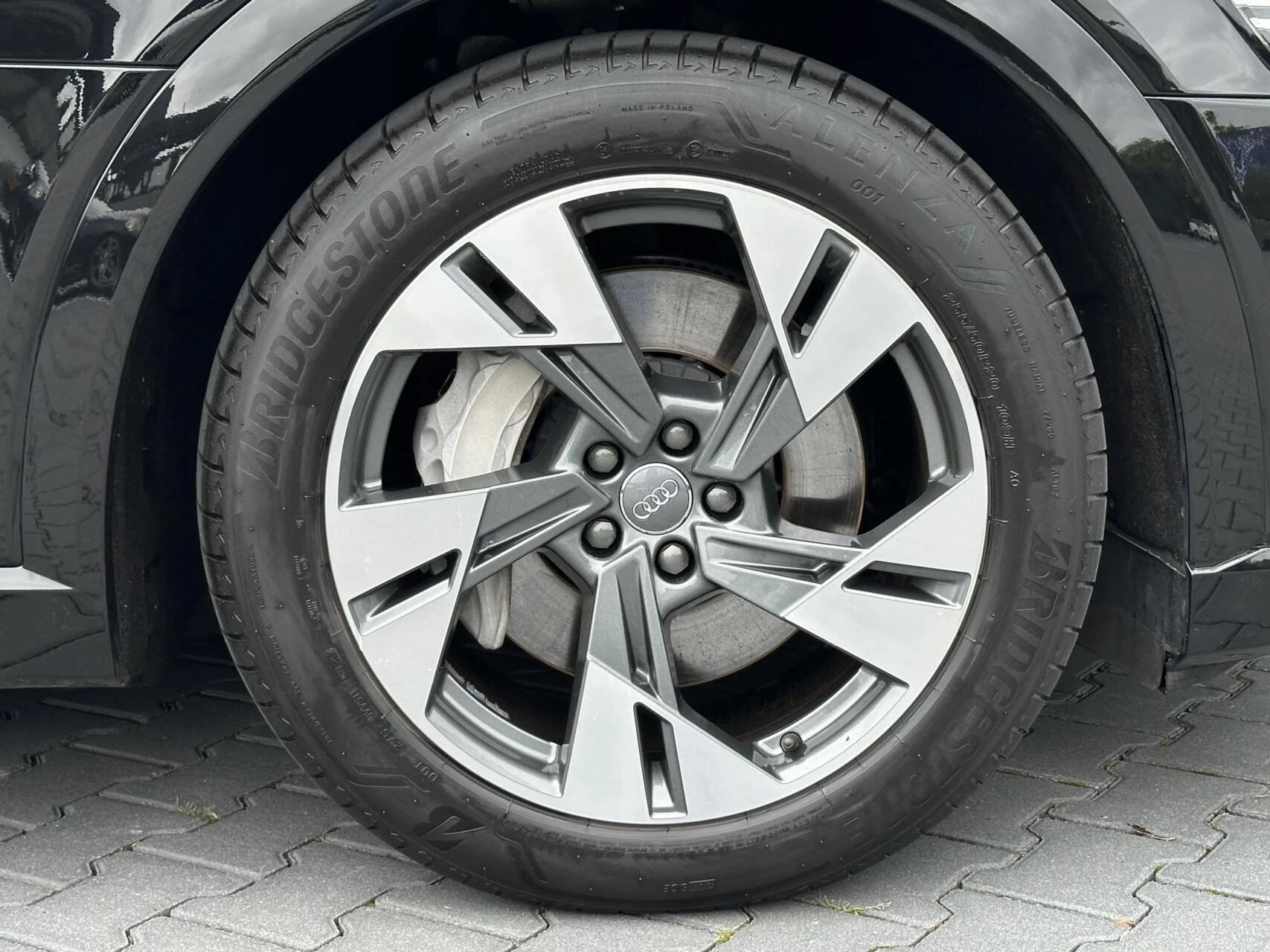 Hoofdafbeelding Audi e-tron