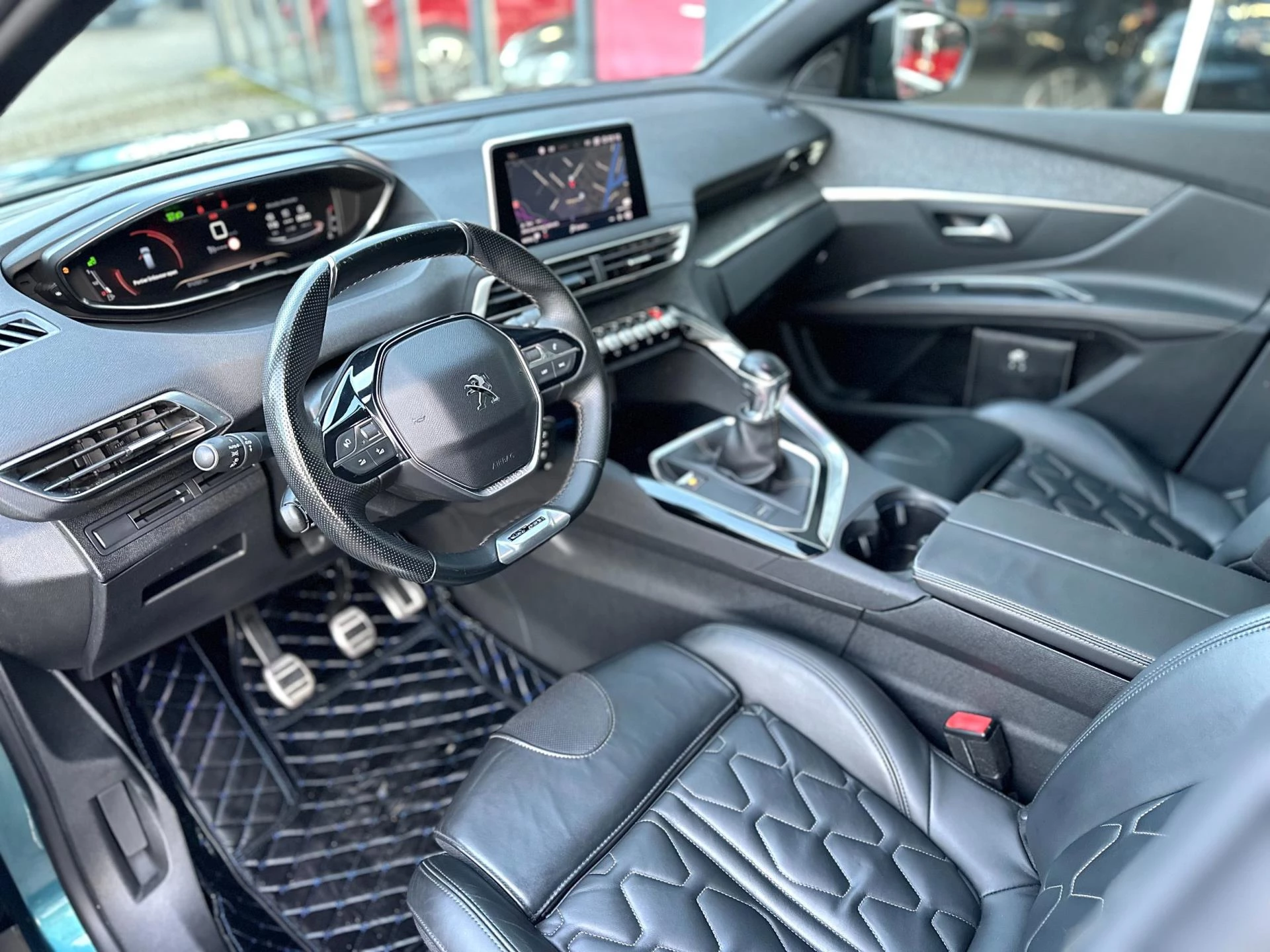 Hoofdafbeelding Peugeot 5008