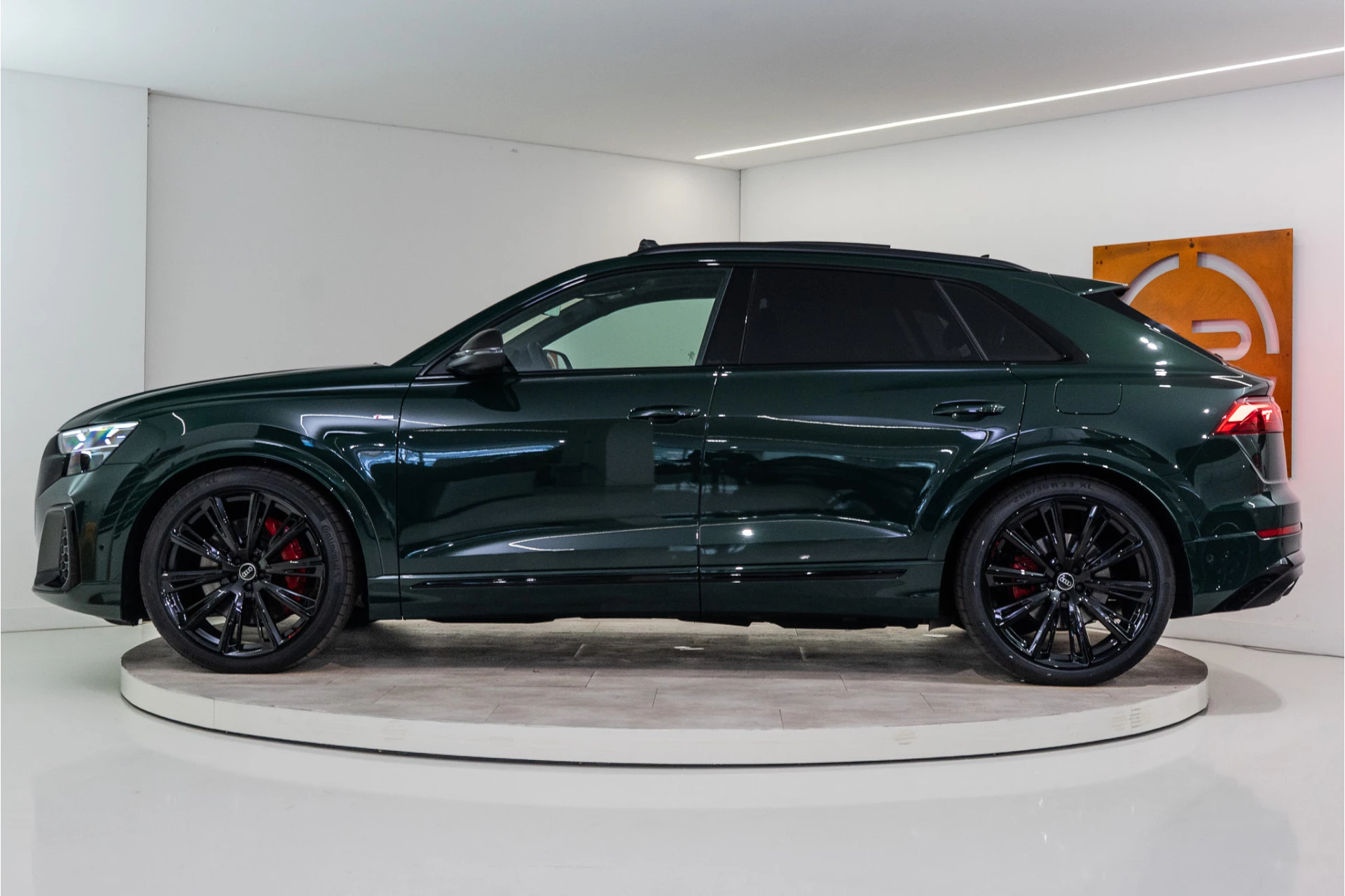 Hoofdafbeelding Audi Q8