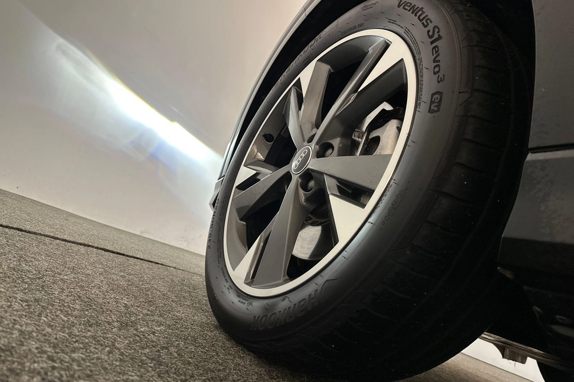 Hoofdafbeelding Audi Q4 e-tron