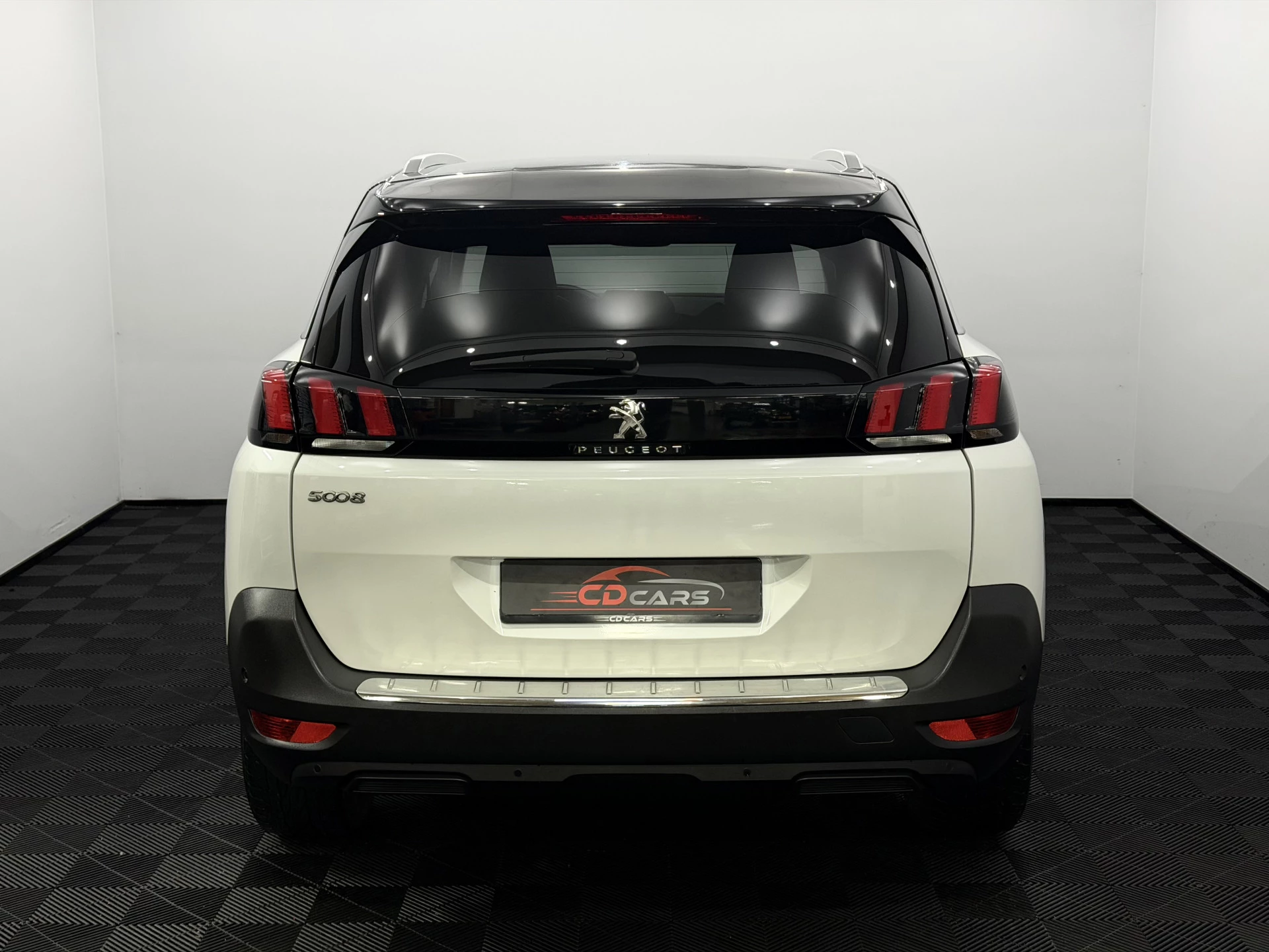 Hoofdafbeelding Peugeot 5008