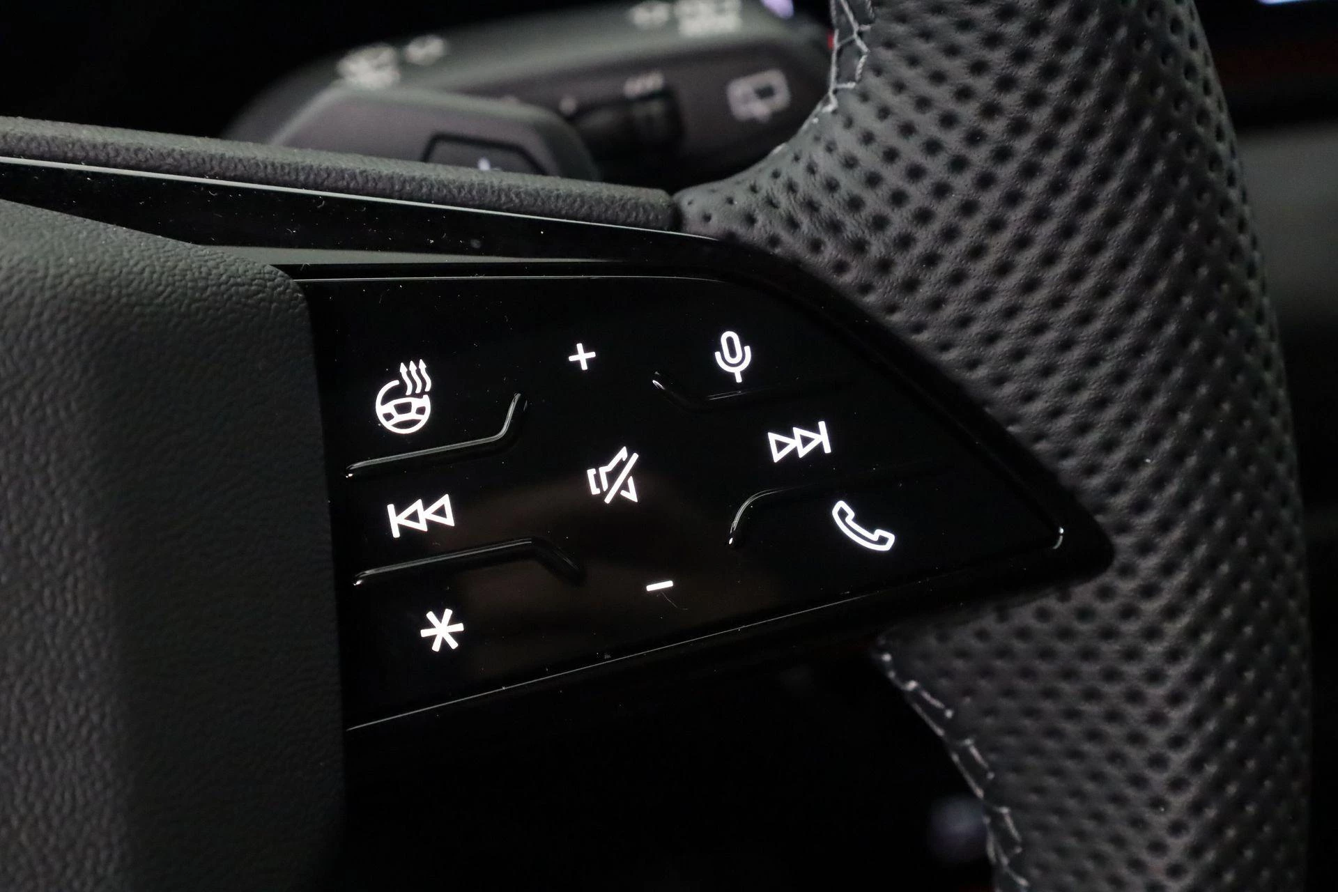 Hoofdafbeelding Audi A6 Avant e-tron