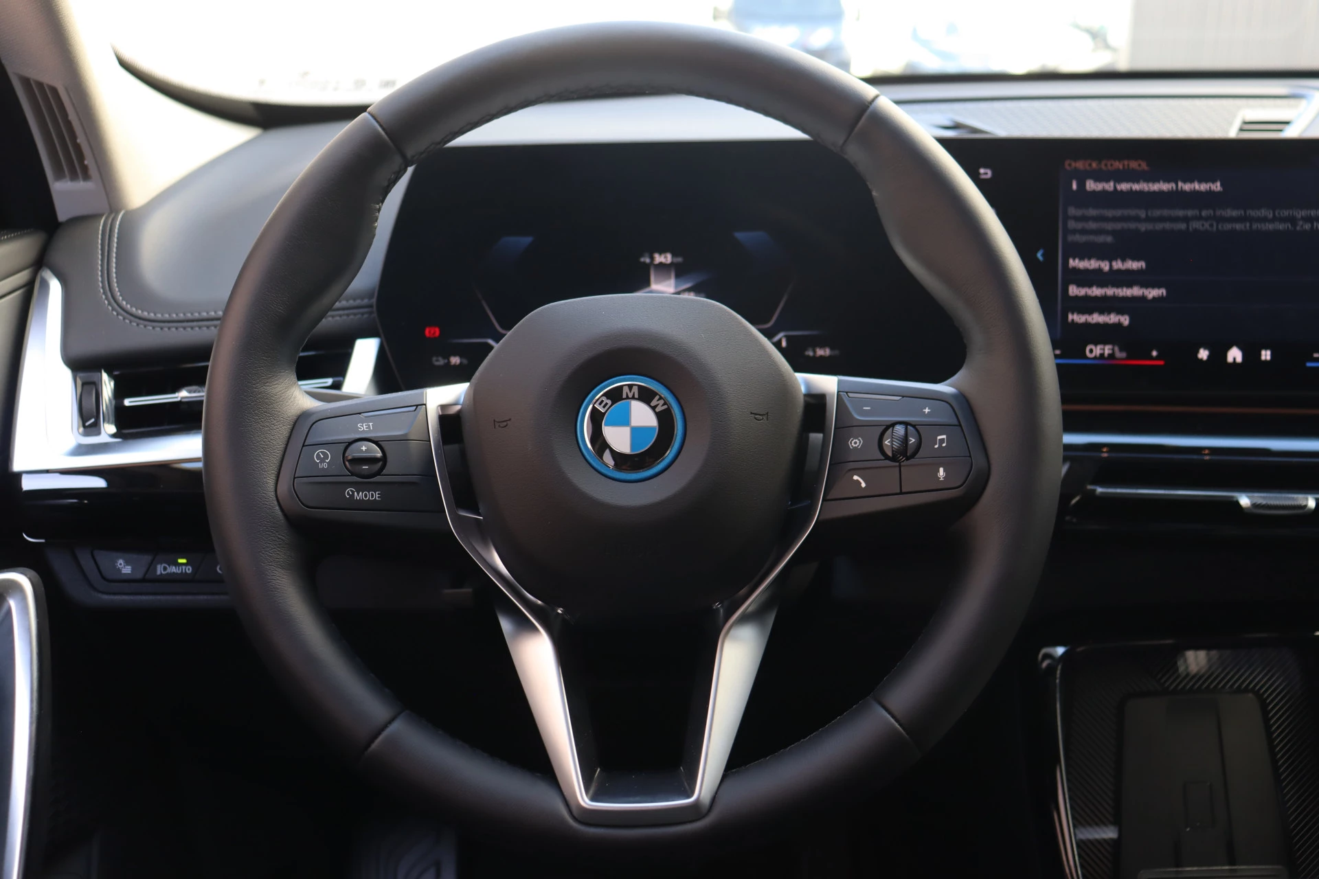 Hoofdafbeelding BMW iX1