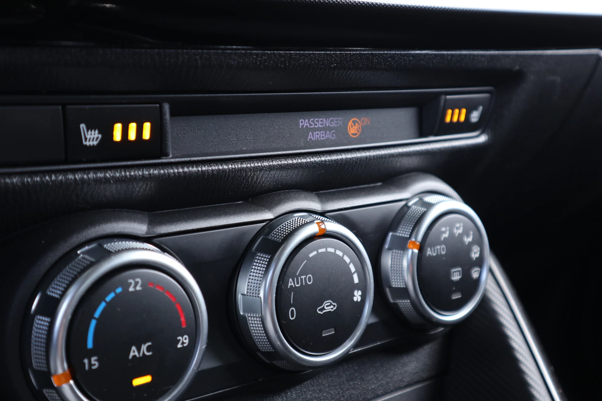 Hoofdafbeelding Mazda 2
