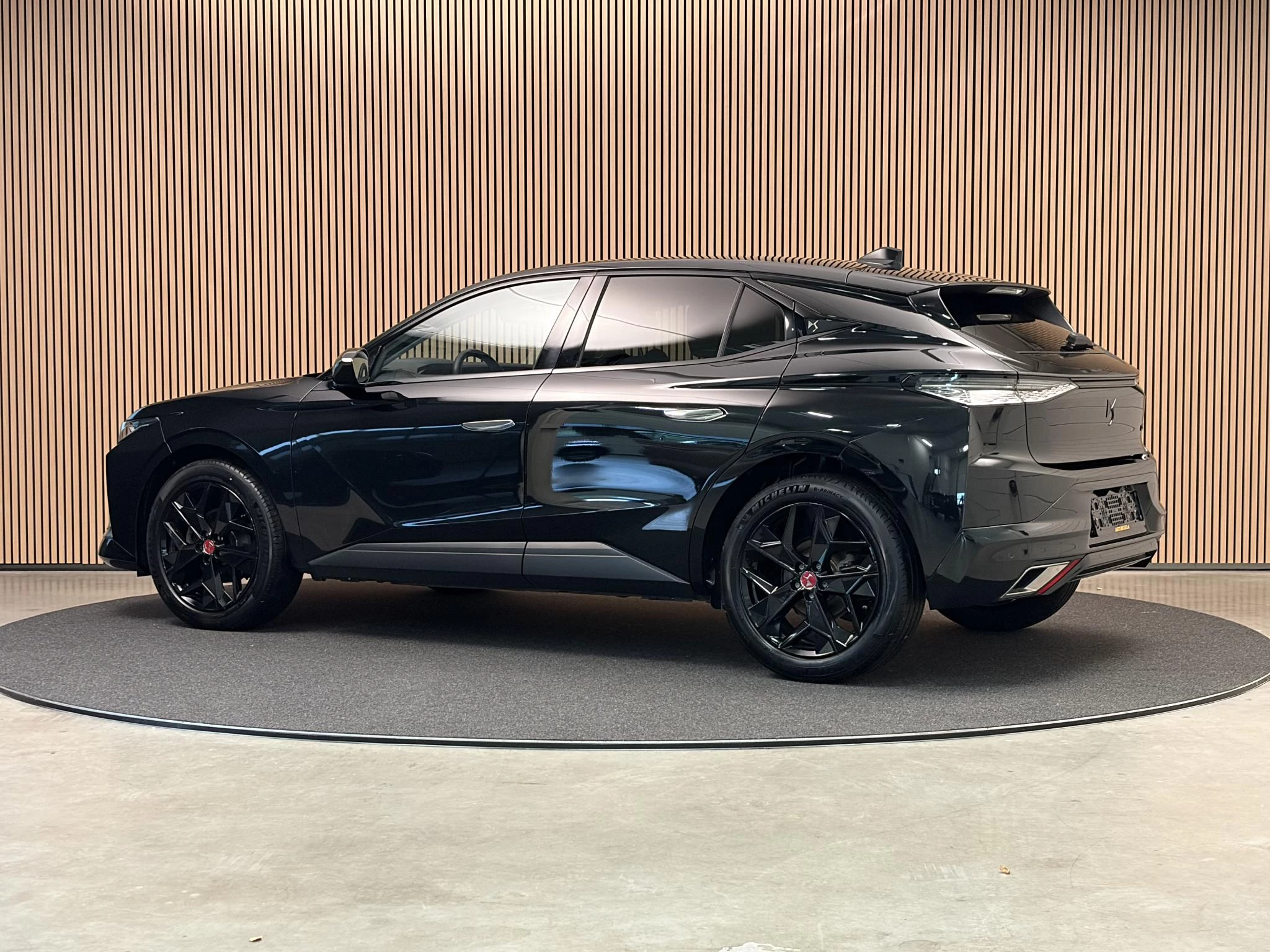 Hoofdafbeelding DS DS 4