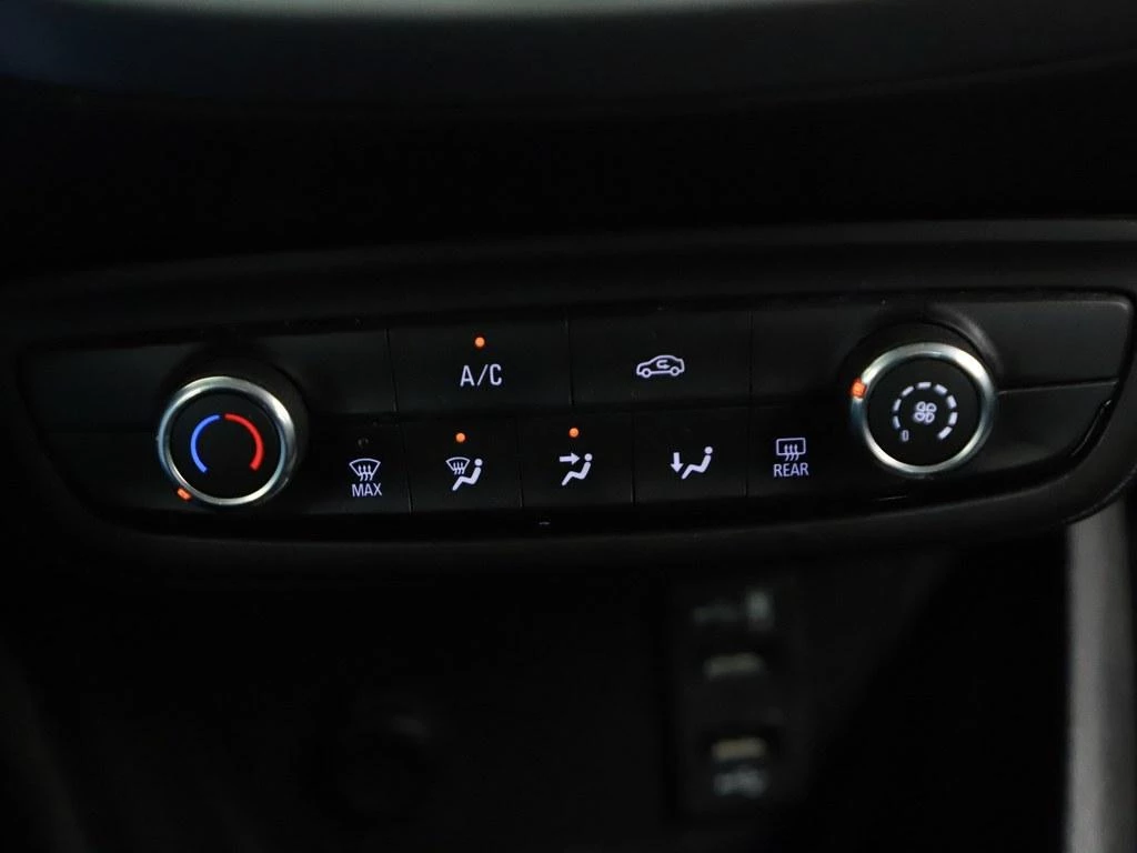 Hoofdafbeelding Opel Crossland X