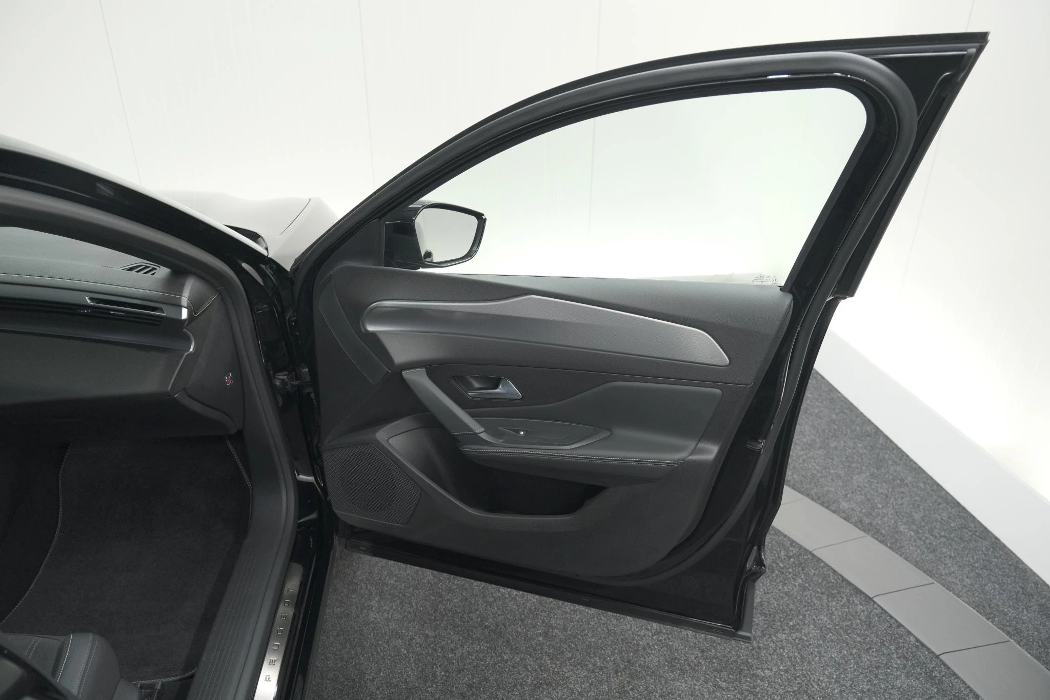 Hoofdafbeelding Peugeot 408