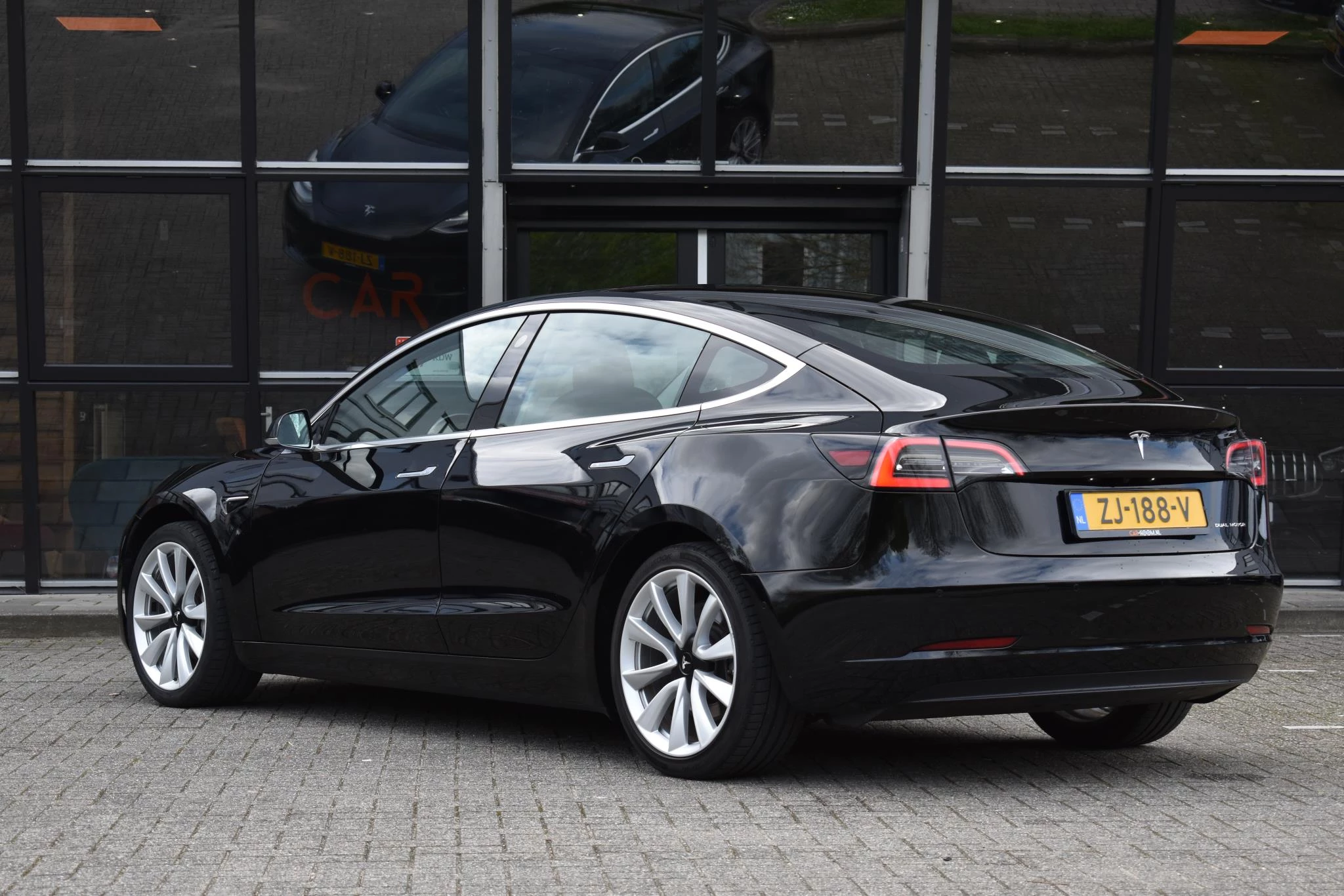Hoofdafbeelding Tesla Model 3