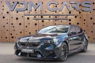 Hoofdafbeelding BMW M5 BMW M5 5-serie Touring | Ultimate | Keramisch | Carbon | M Driver's Package | Shadow Line | VOL |