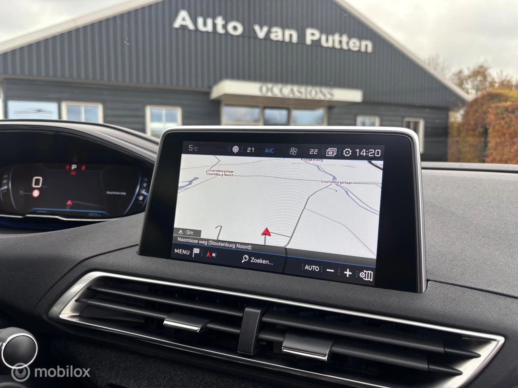 Hoofdafbeelding Peugeot 5008