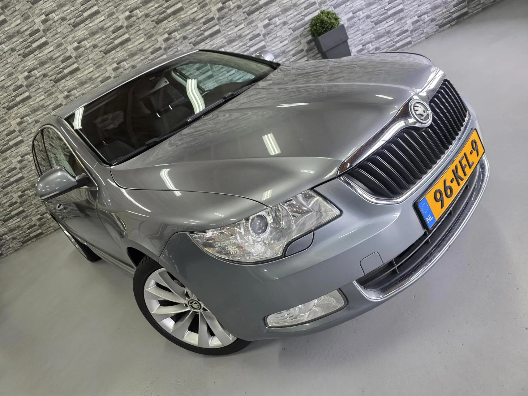 Hoofdafbeelding Škoda Superb