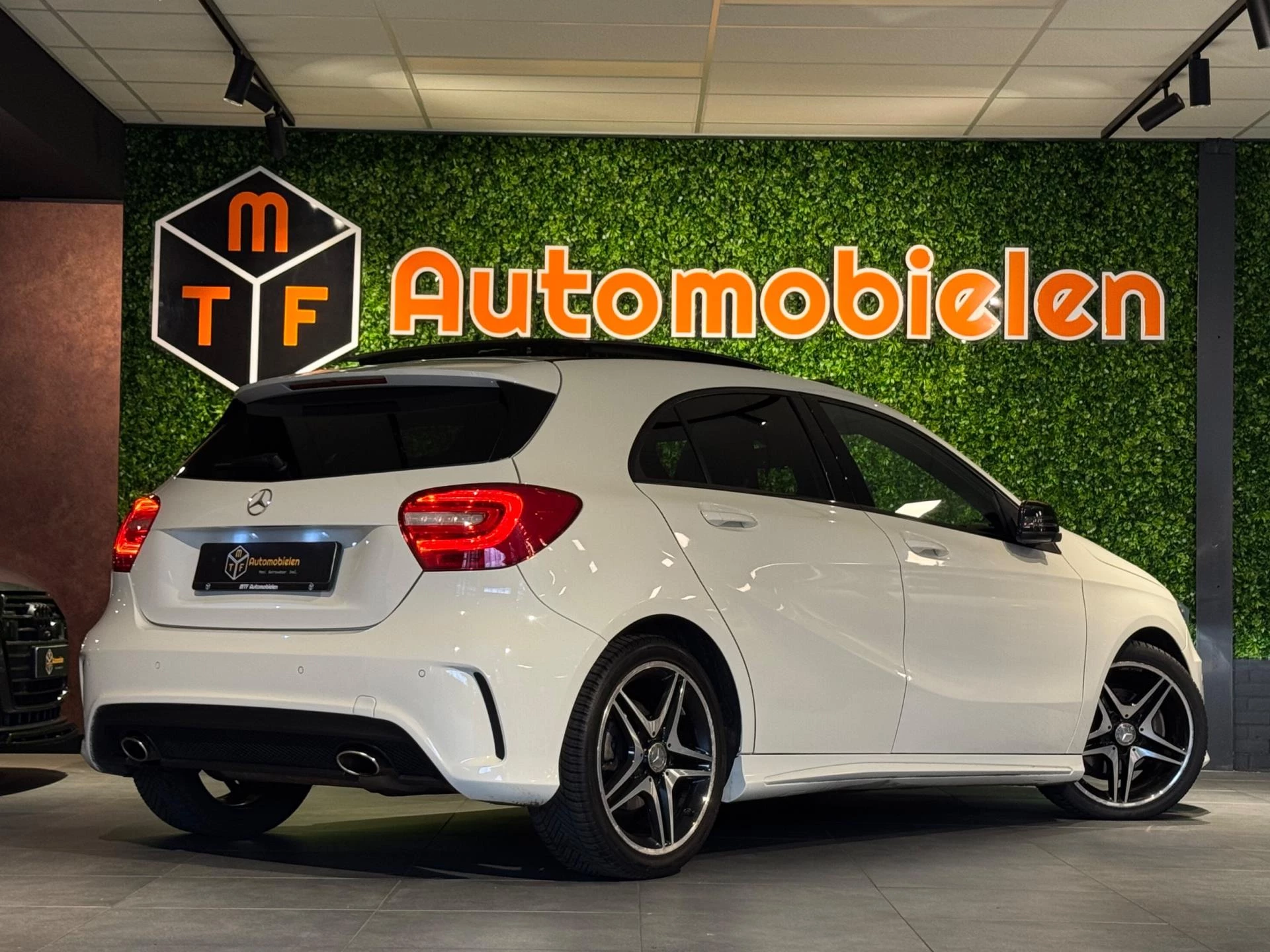Hoofdafbeelding Mercedes-Benz A-Klasse
