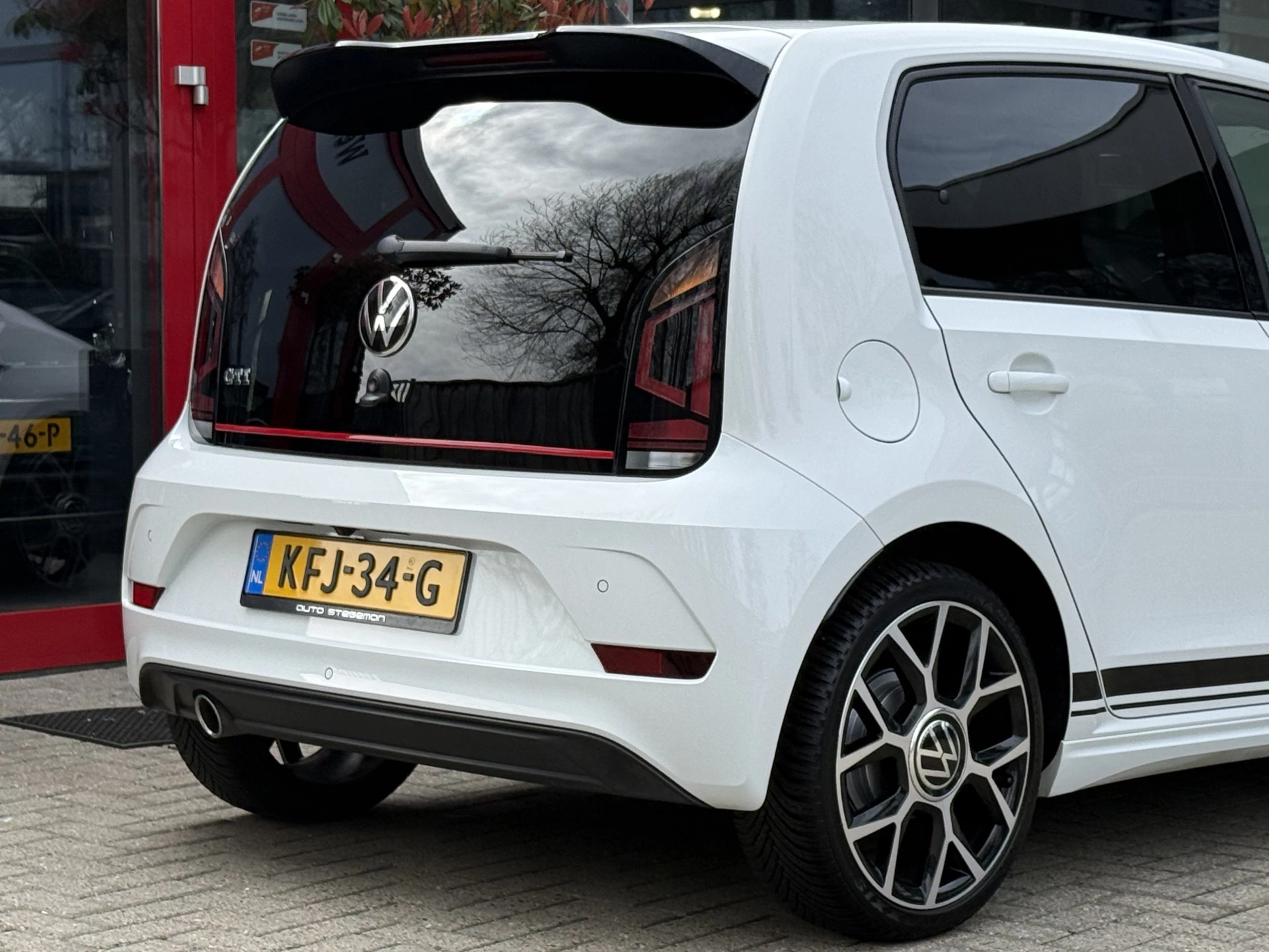 Hoofdafbeelding Volkswagen up!